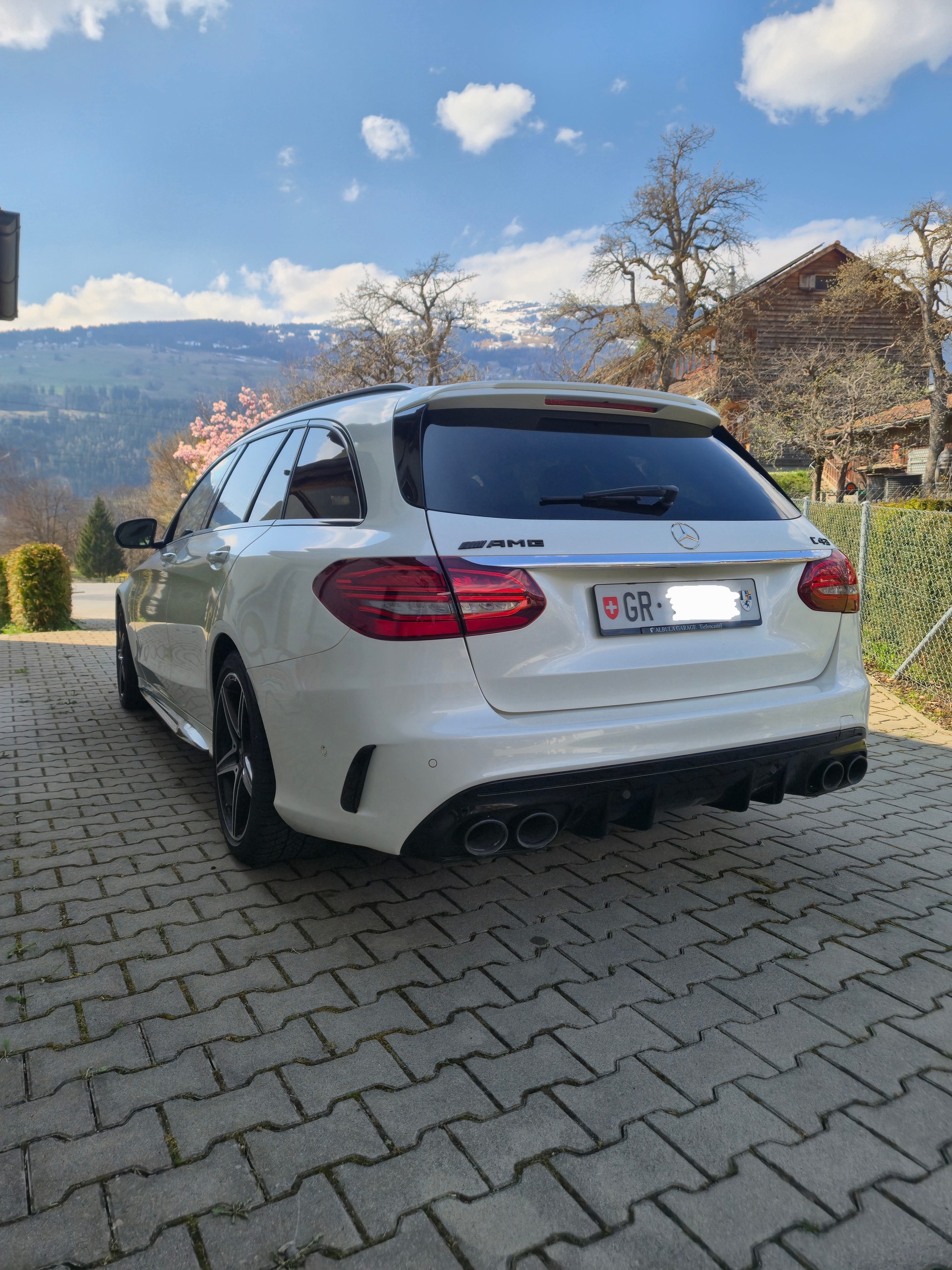 MERCEDES-BENZ C 43 AMG 4Matic 9G-Tronic-image-3