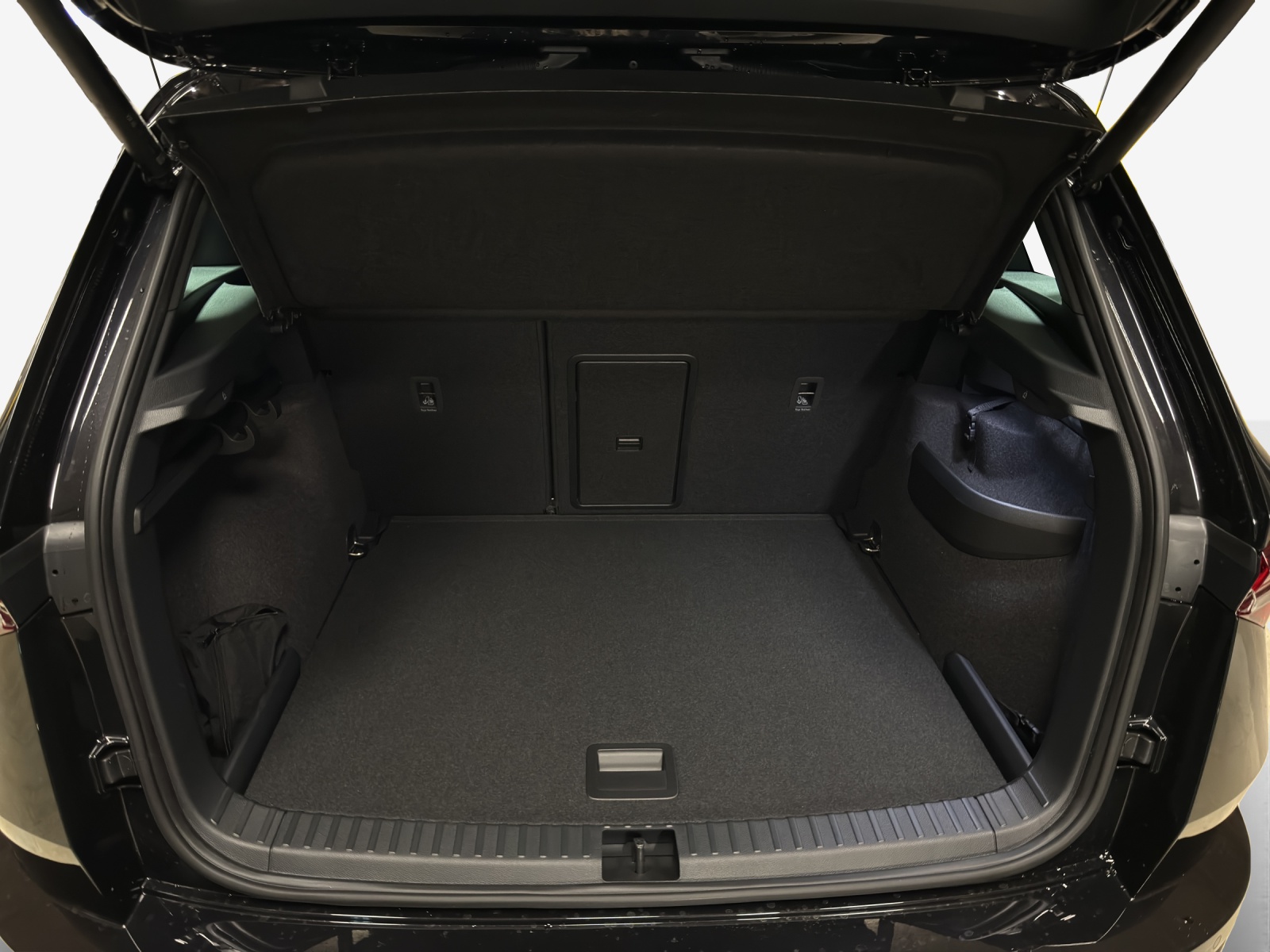 SKODA Karoq 2.0 TSI SportLine 4x4 DSG-image-12