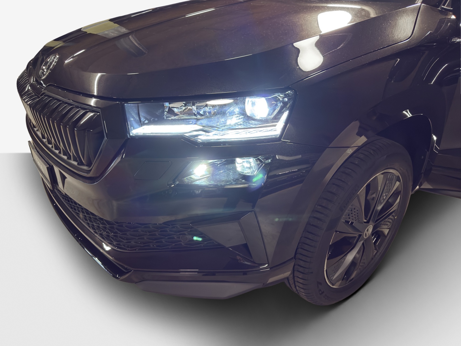 SKODA Karoq 2.0 TSI SportLine 4x4 DSG-image-15