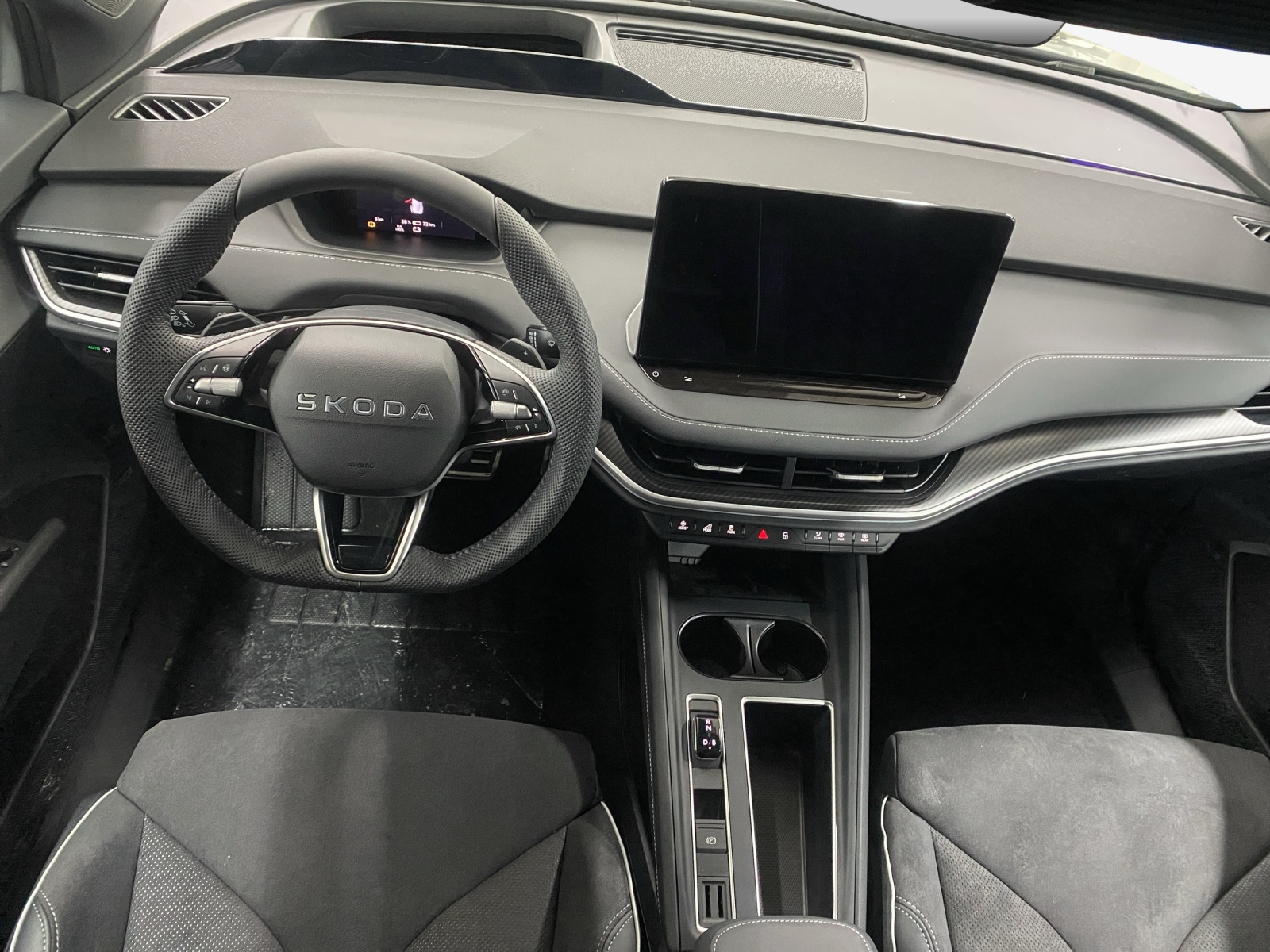 SKODA Enyaq 85x Sportline 4x4-image-8