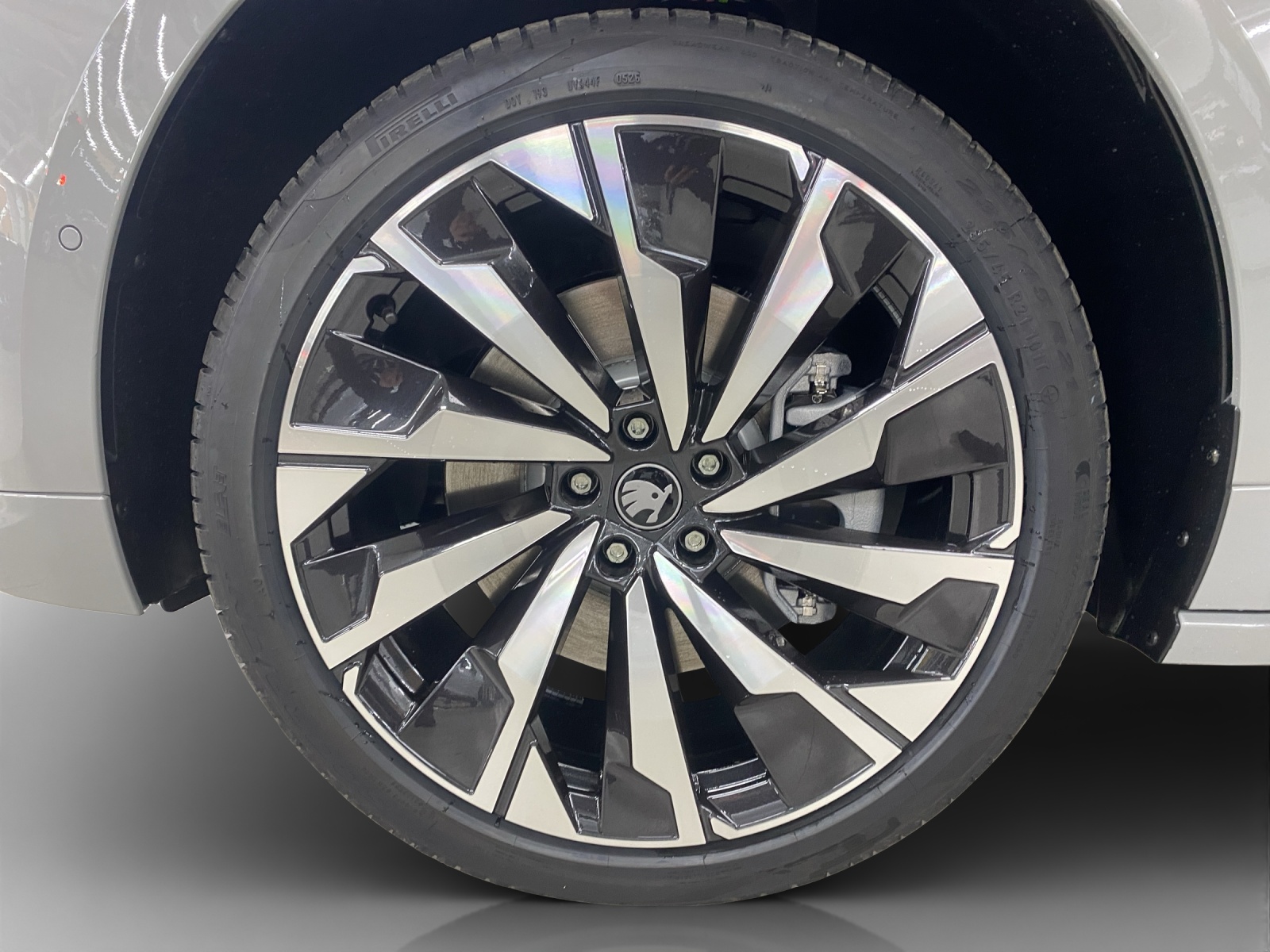 SKODA Enyaq 85x Sportline 4x4-image-15