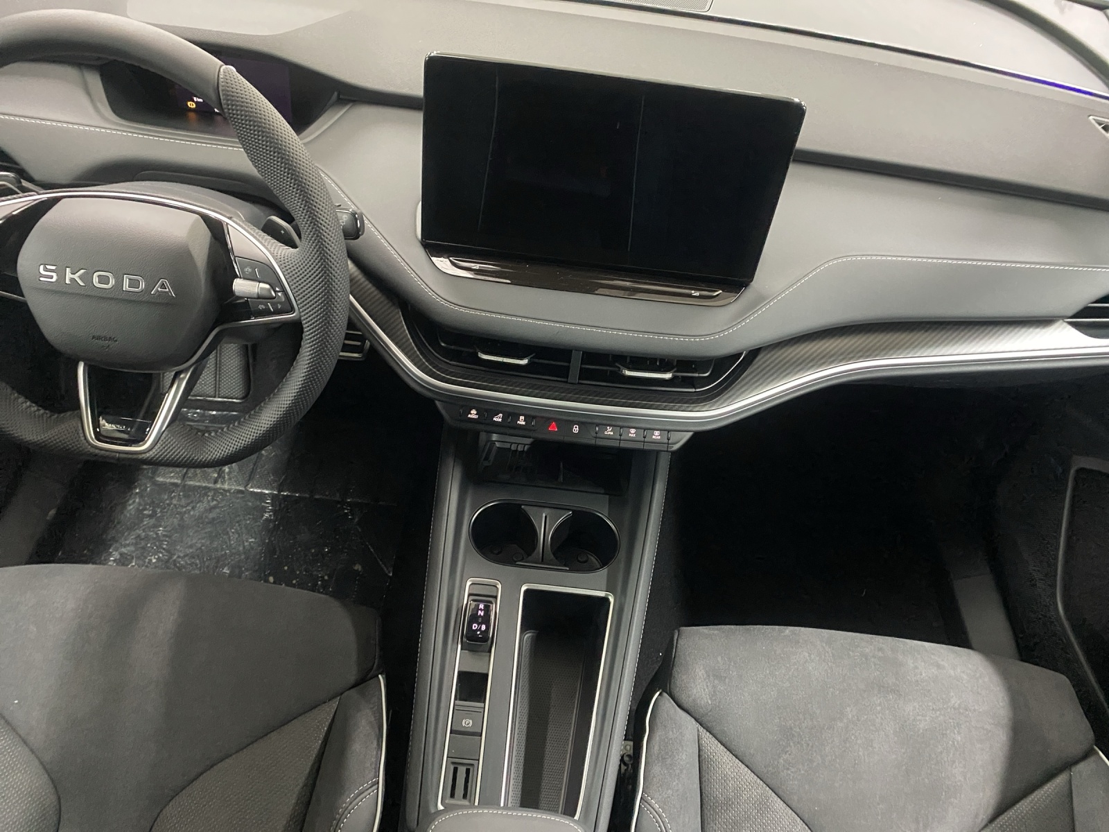 SKODA Enyaq 85x Sportline 4x4-image-10