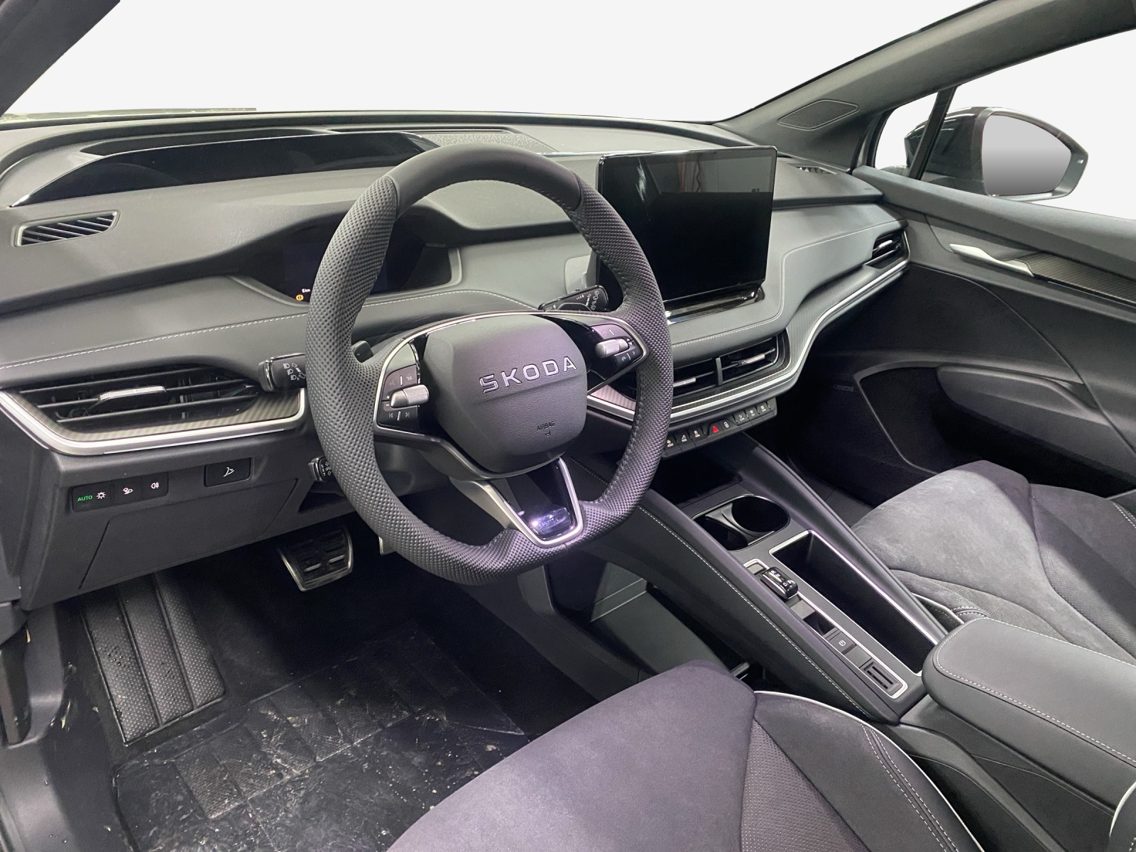 SKODA Enyaq 85x Sportline 4x4-image-14