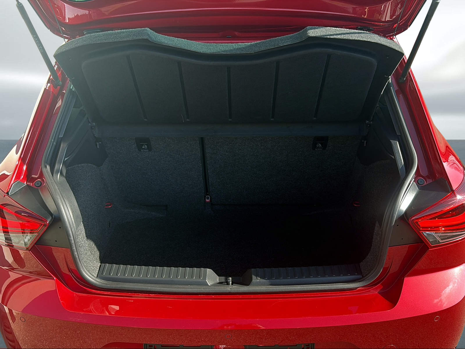 SEAT Ibiza 1.0 EcoTSI Hola FR DSG-image-6