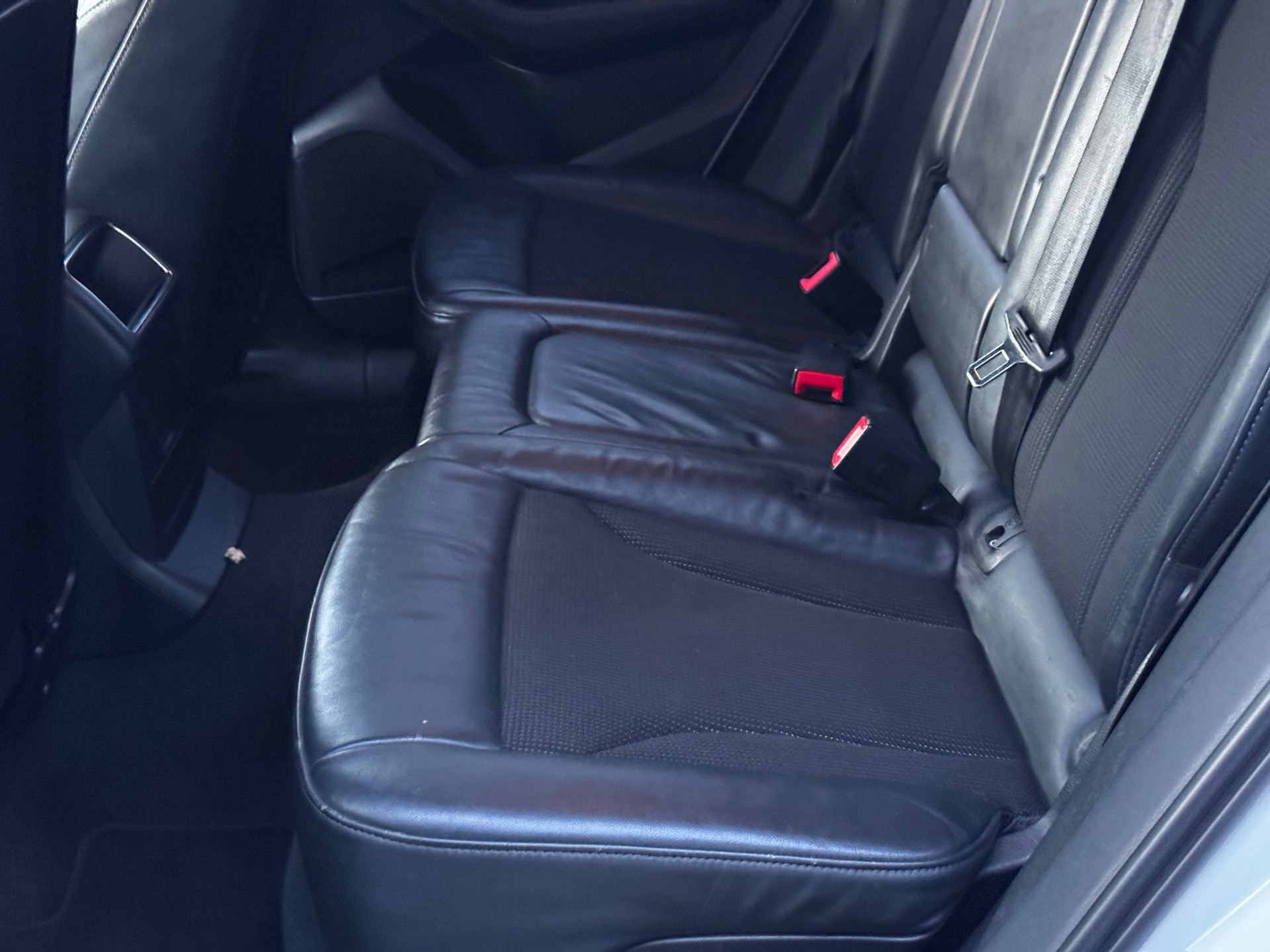 AUDI Q5 2.0 TFSI quattro S-tronic-image-8