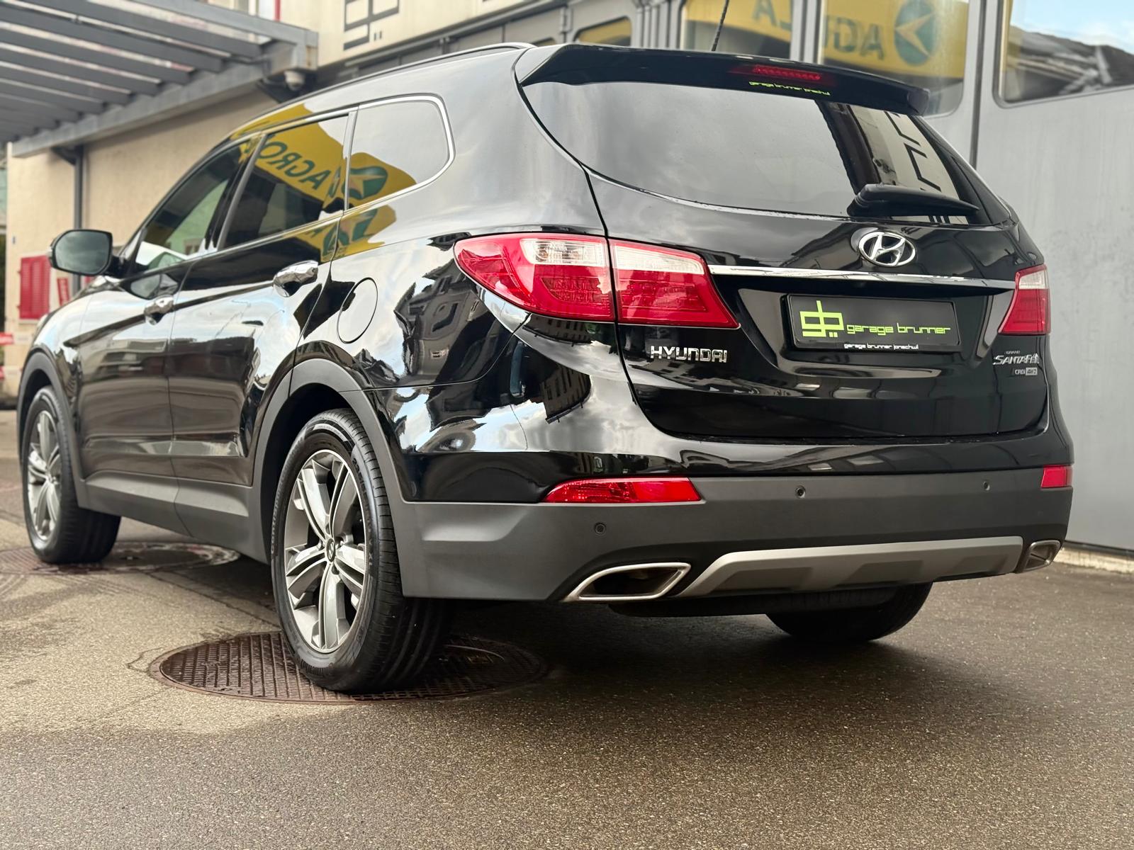 HYUNDAI Grand Santa Fe 2.2 CRDI Premium 4WD-image-4