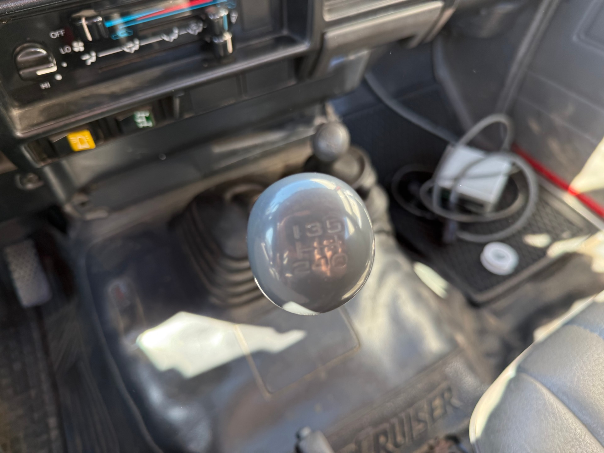 TOYOTA Landcruiser HZJ75 4.2D-image-13