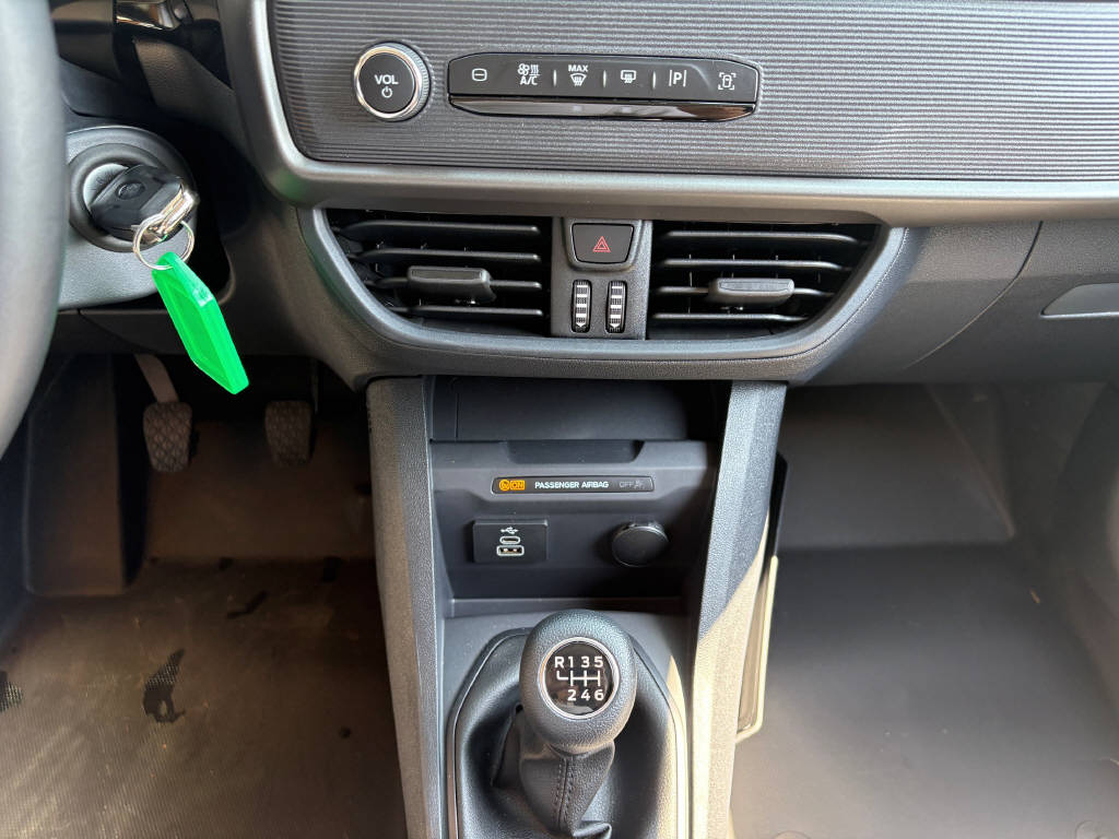 FORD Transit Courier Van 1.0 EcoBoost Trend-image-18