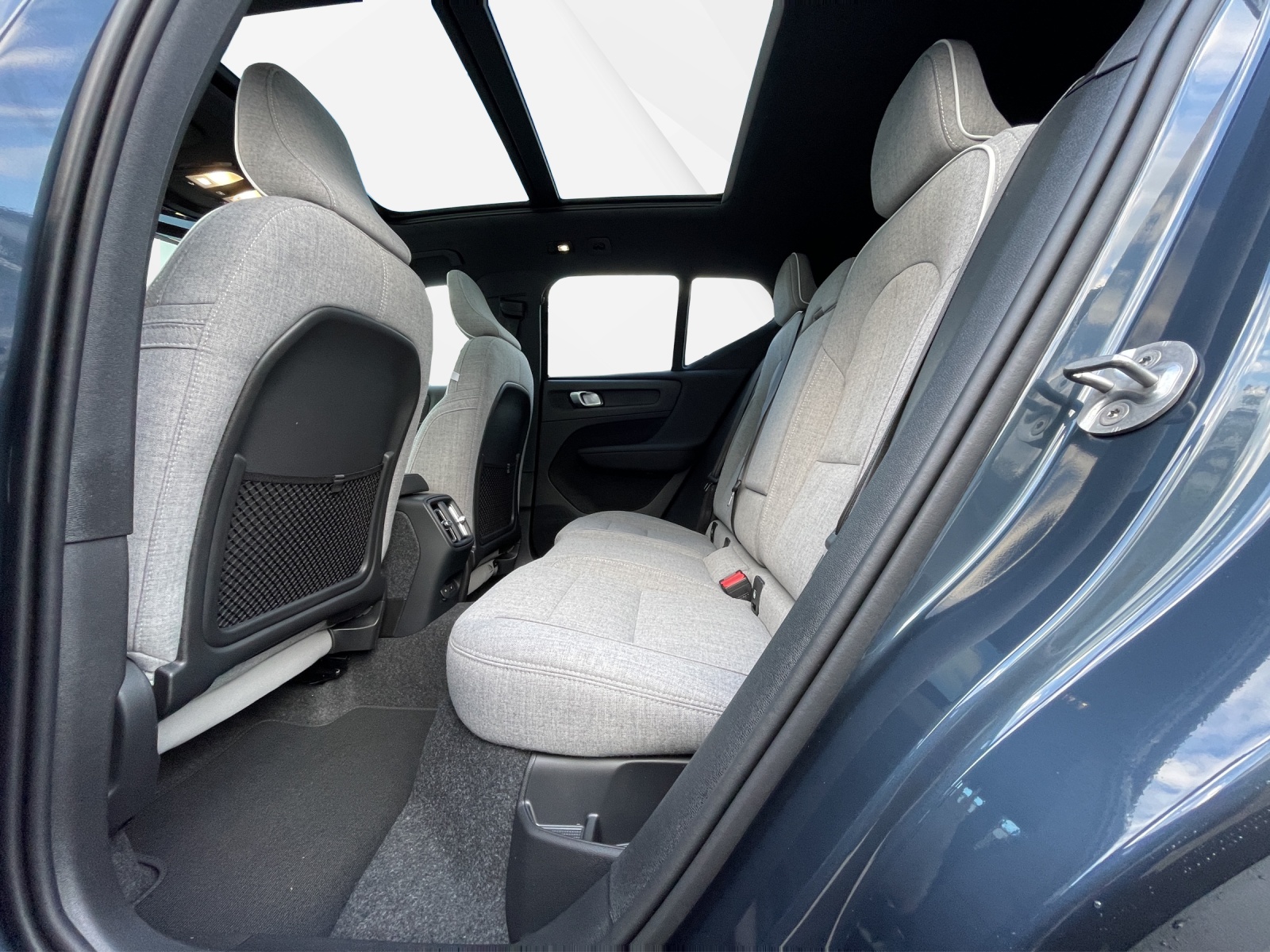 VOLVO EX40 Twin Performance Ultra AWD-image-13