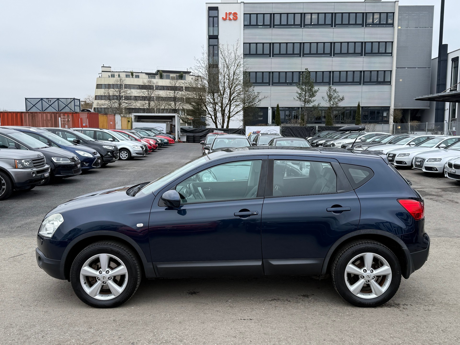 NISSAN Qashqai 2.0 4WD Lounge XTronic CVT / Frisch ab MFK / Servicegepflegt / 8-fach bereift / Leder / Panoramadach-image-6