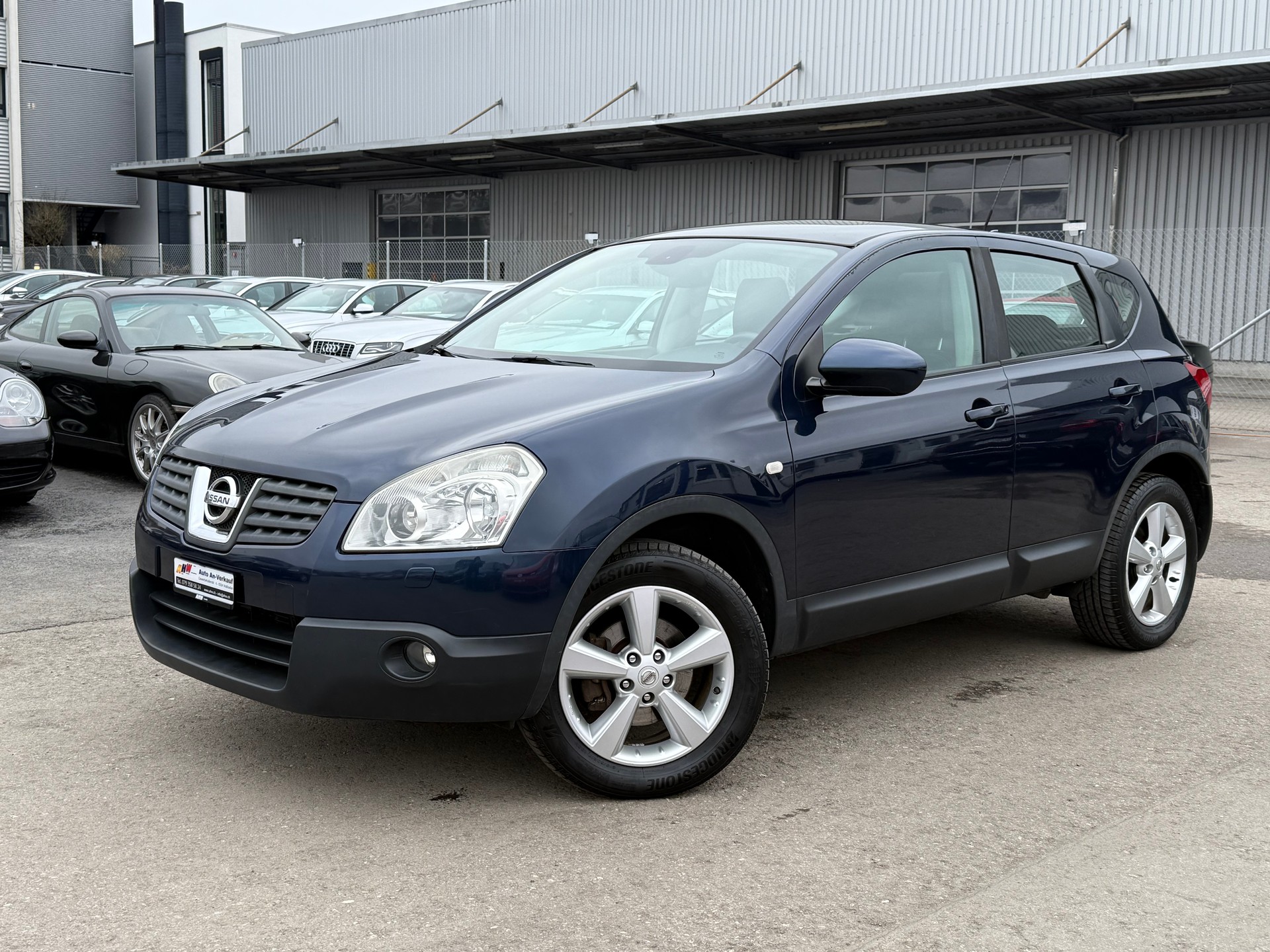 NISSAN Qashqai 2.0 4WD Lounge XTronic CVT / Frisch ab MFK / Servicegepflegt / 8-fach bereift / Leder / Panoramadach-image-0