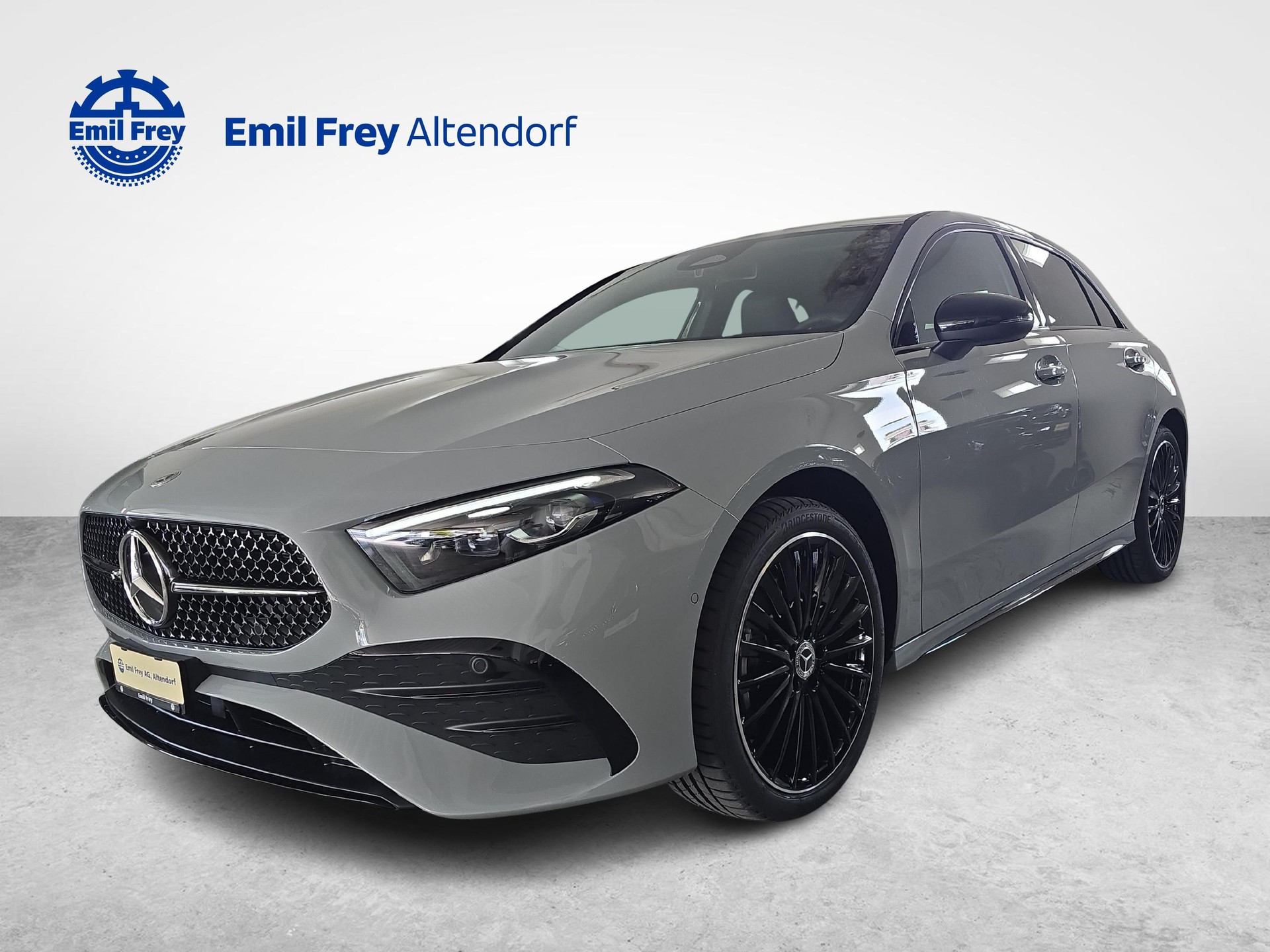MERCEDES-BENZ A 250 e EQ Star AMG Line-image-13