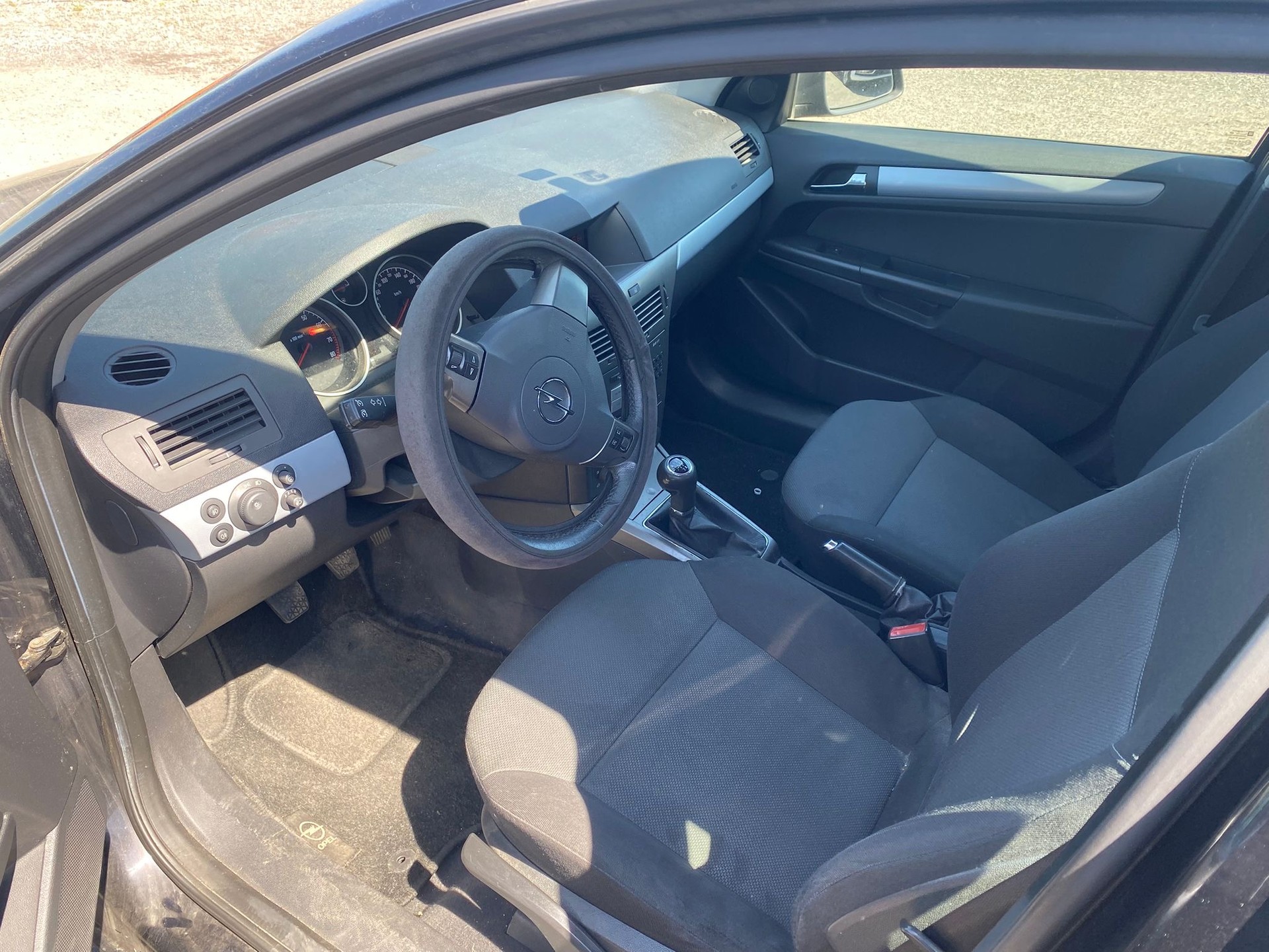 OPEL Astra 1.4i 16V TP (Essentia)-image-8