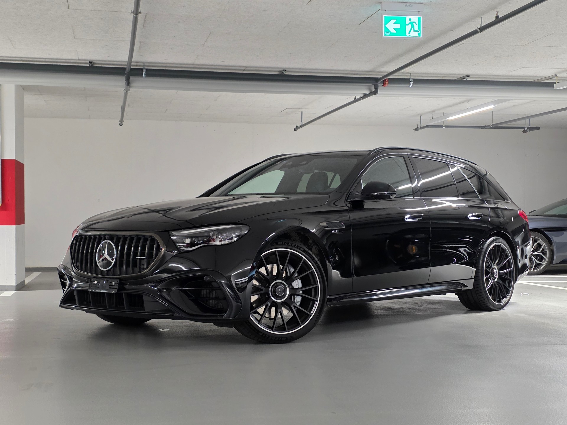 MERCEDES-BENZ E 53 Hybrid T 4Matic+ 9G-Tronic-image-0