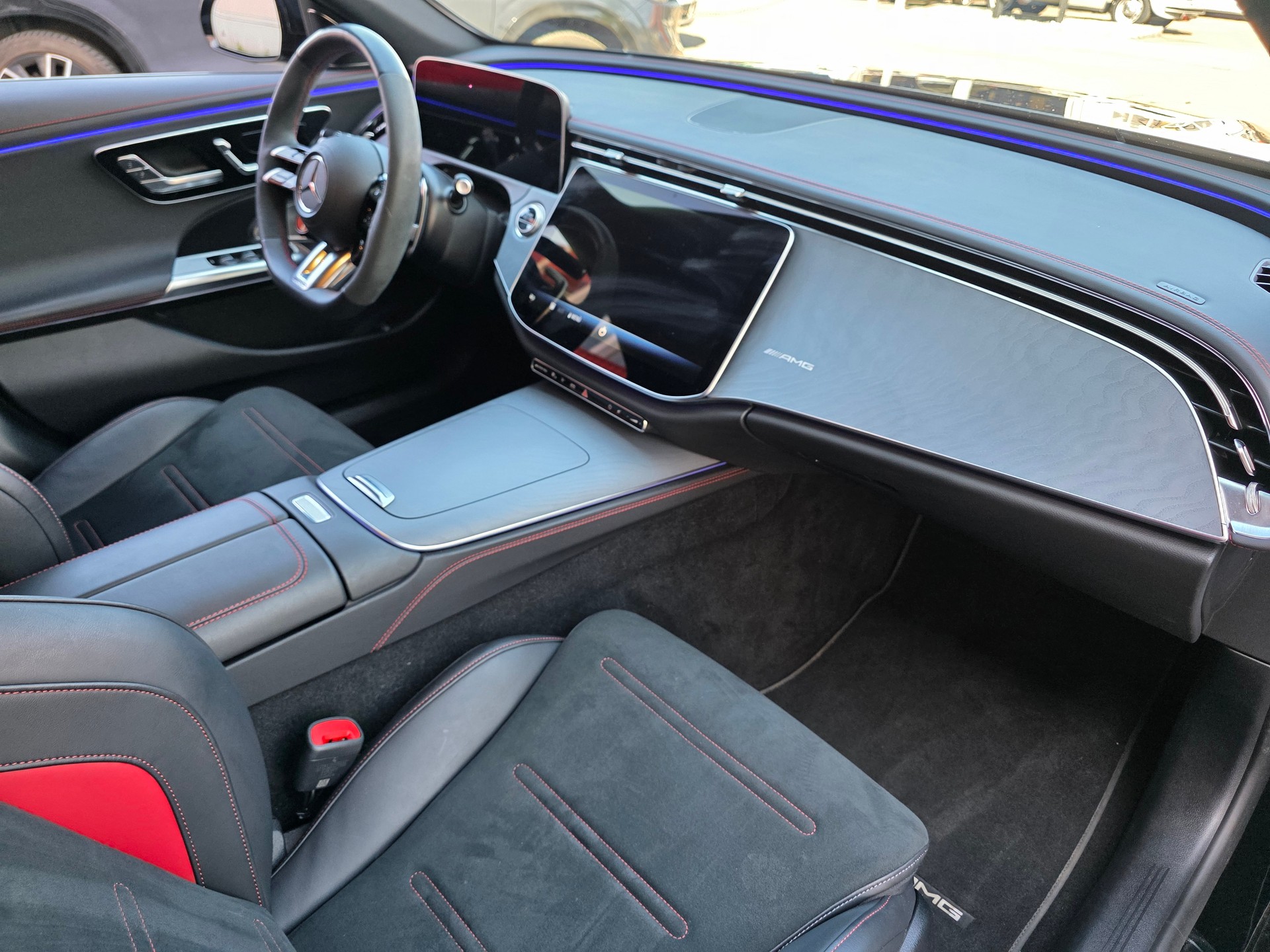 MERCEDES-BENZ E 53 Hybrid T 4Matic+ 9G-Tronic-image-15