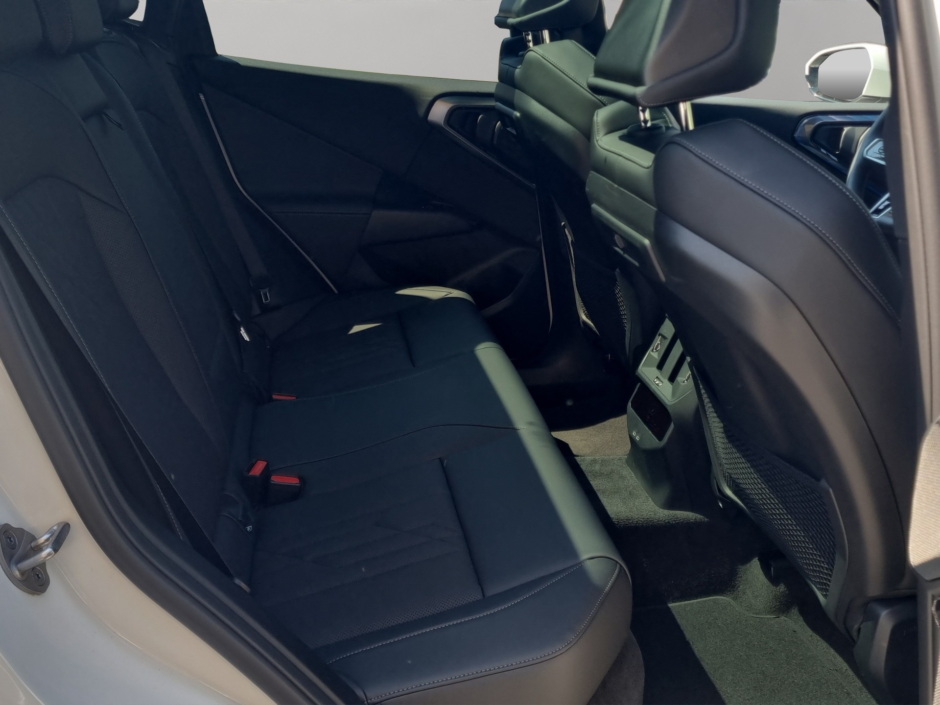 BMW X3 xDrive 48V 20d M Sport-image-21