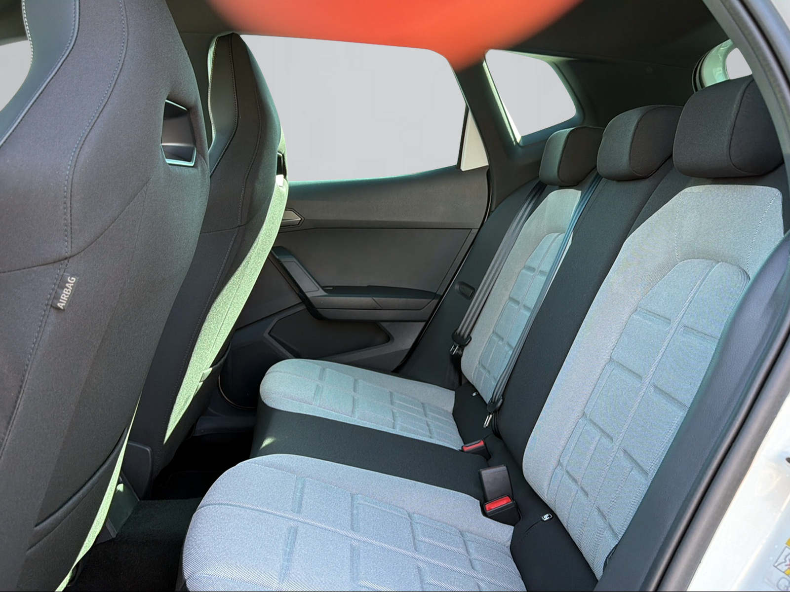 SEAT Arona 1.5 Eco TSI Move FR DSG-image-8