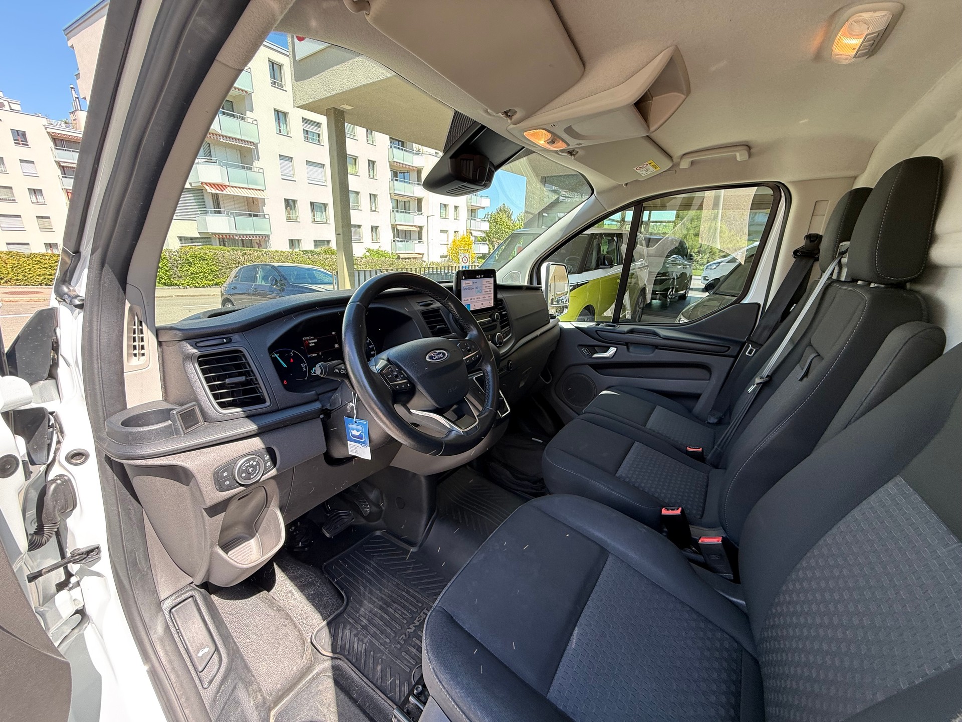 FORD Transit Custom Van 1.0 Eco Boost 340 L1H1 Trend PHEV-image-4