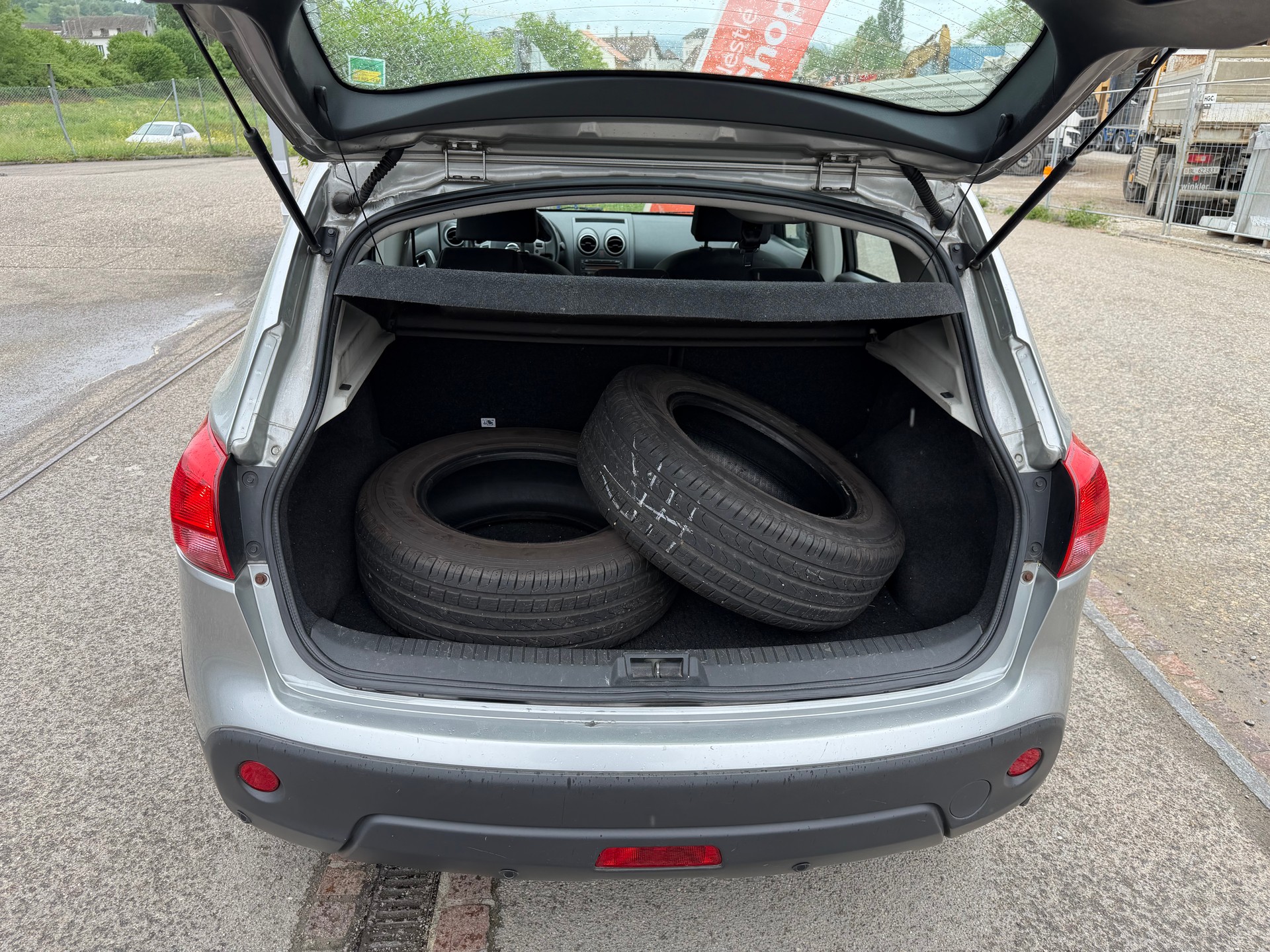 NISSAN Qashqai 2.0 acenta-image-9