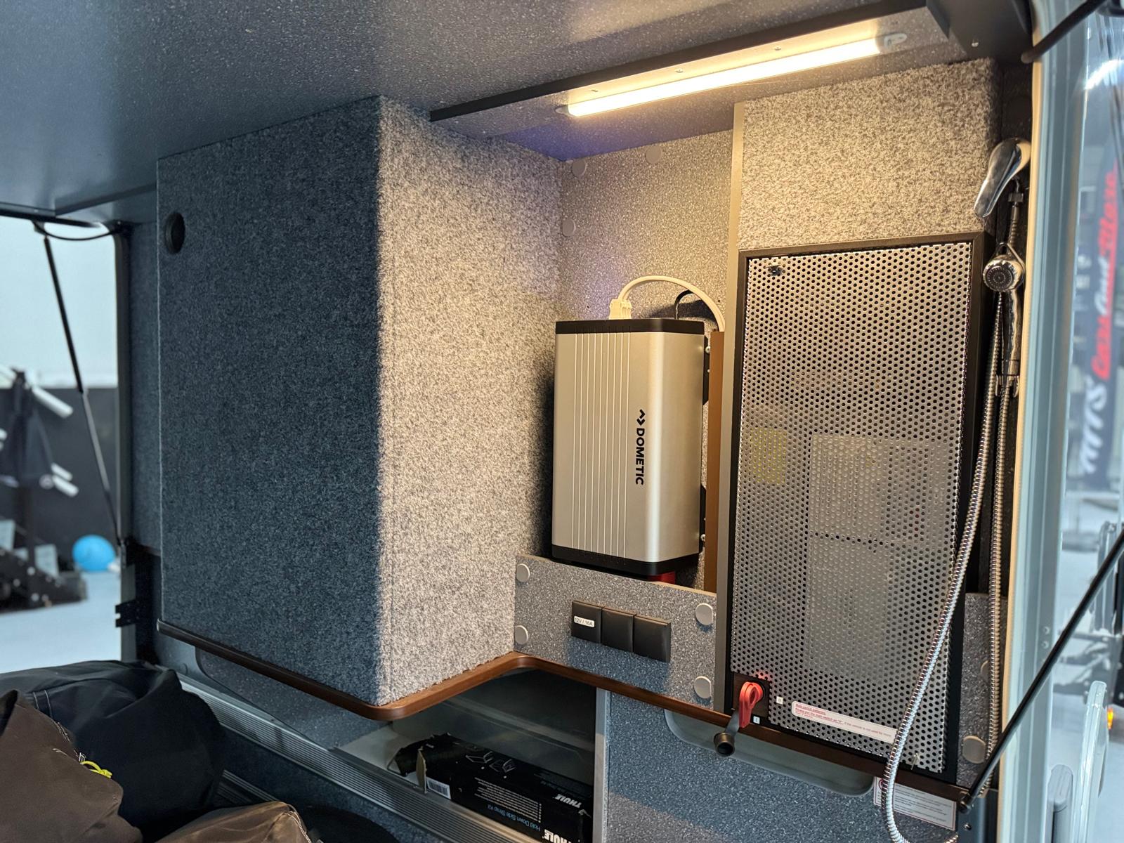 CARTHAGO NEUZUSTAND CHIC S-Plus I50 LE I IVECO 3.0 210 PS I AUTOMATIK-image-9