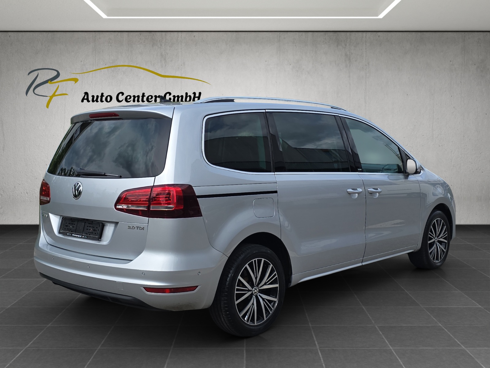 VW Sharan 2.0 TDI BMT Allstar DSG-image-6