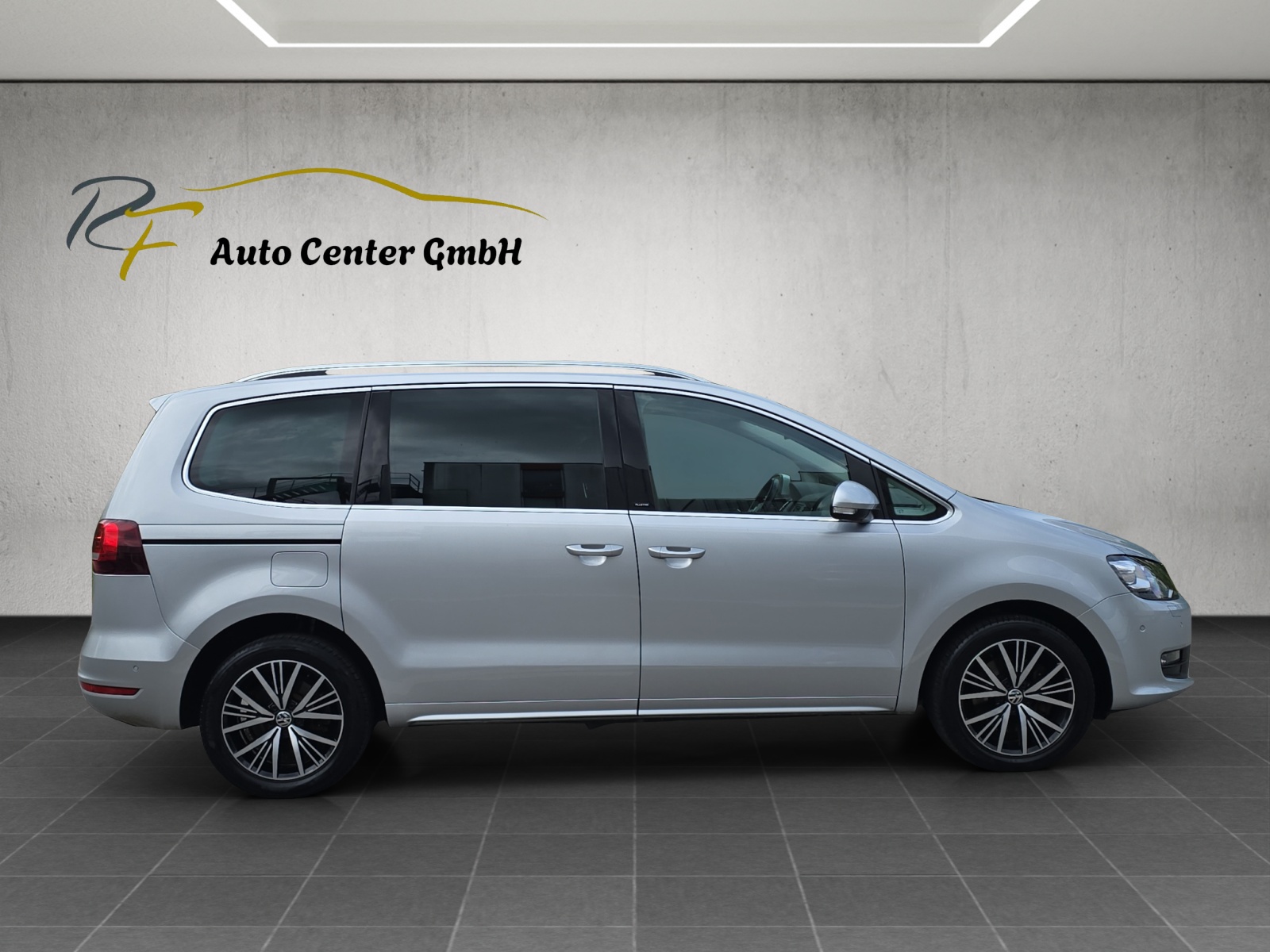 VW Sharan 2.0 TDI BMT Allstar DSG-image-7