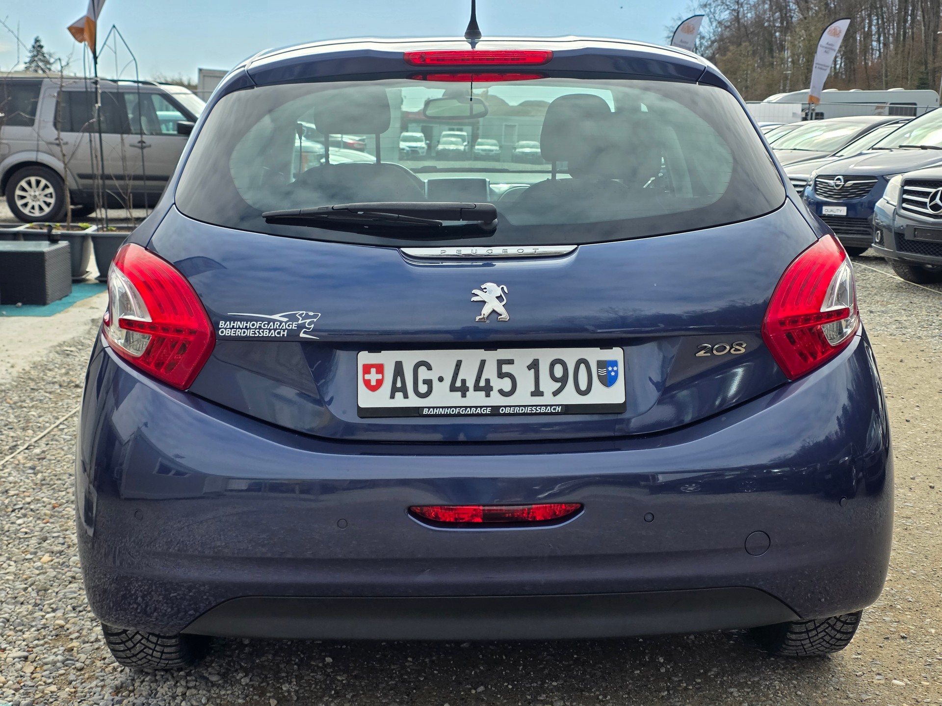 PEUGEOT 208 1.2 VTI Access *** Frisch ab MFK / Frisch ab Service / 6MT Garantie / Gratis Lieferung ***-showroom-element-3