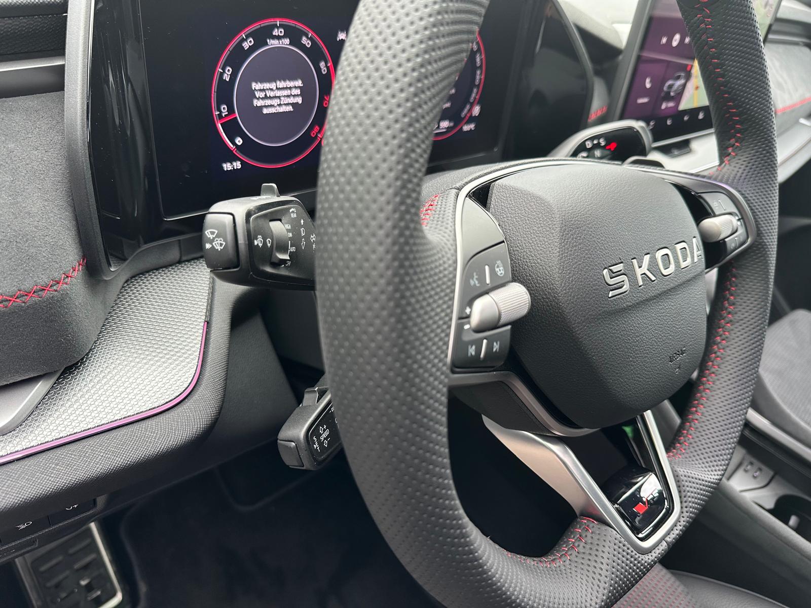 SKODA Kodiaq 2.0 TSI RS 4x4-image-15