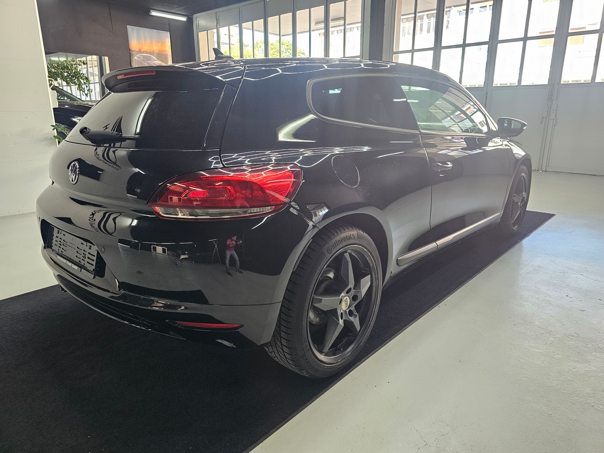 VW Scirocco 2.0 TSI DSG-image-6