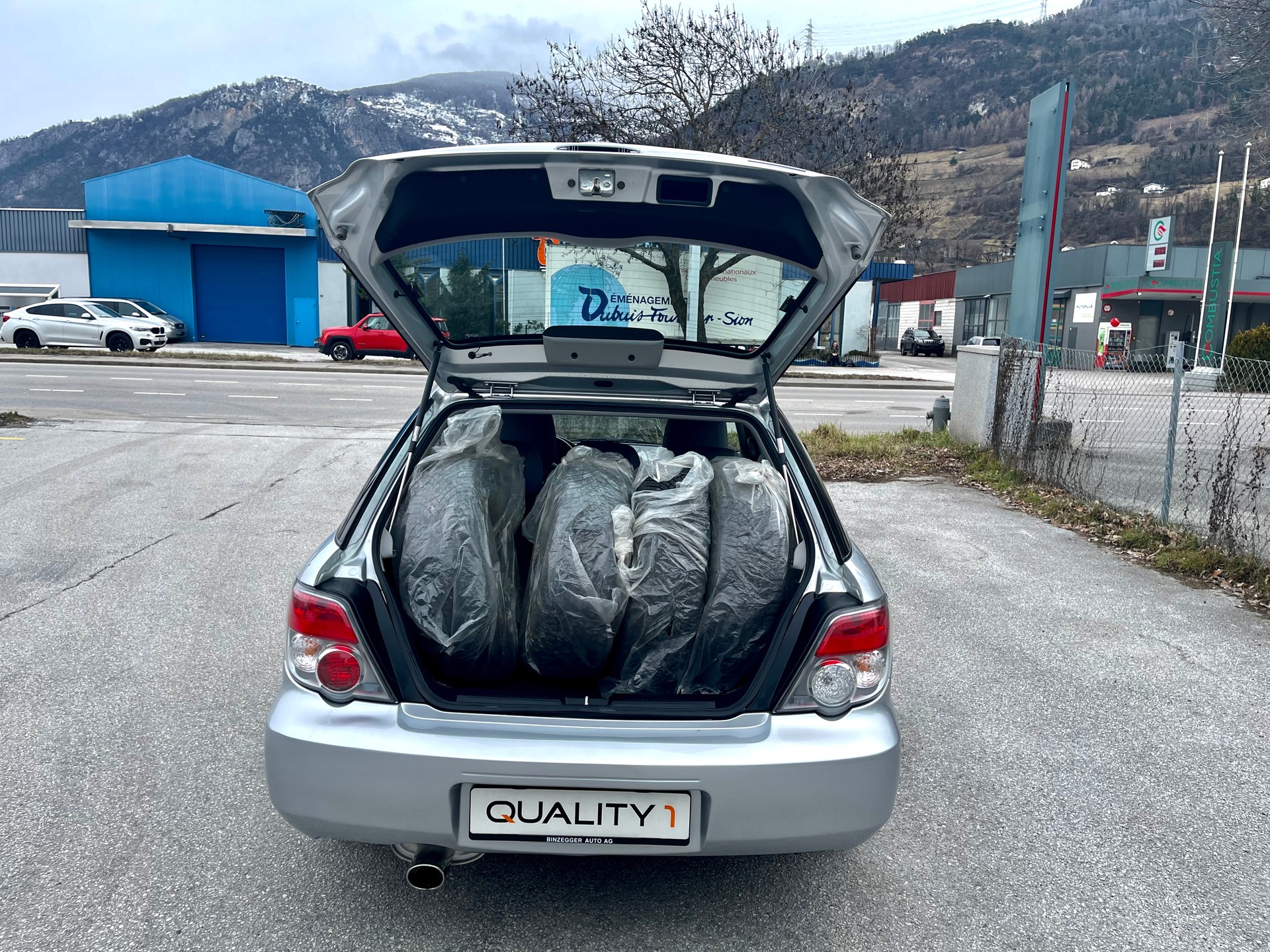 SUBARU Impreza 2.0R-image-7