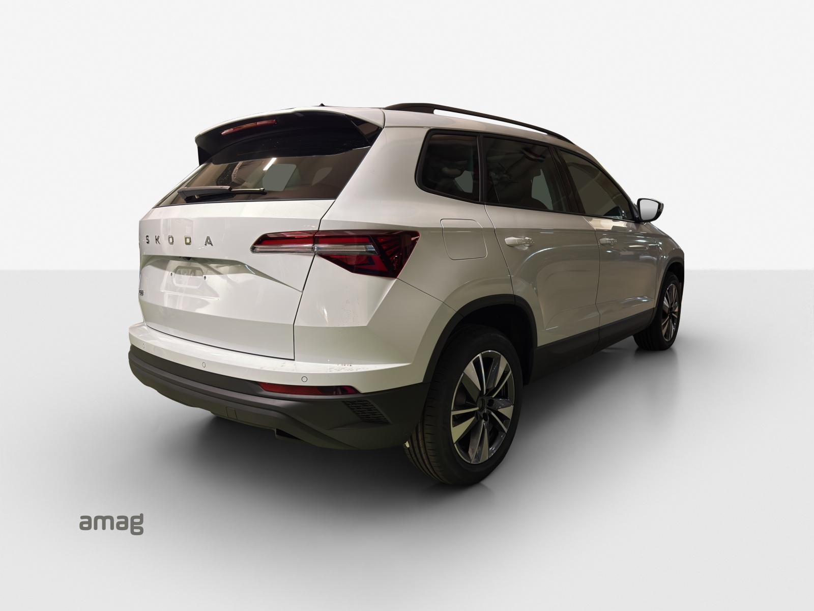 SKODA Karoq 1.5 TSI Dynamic DSG-image-4