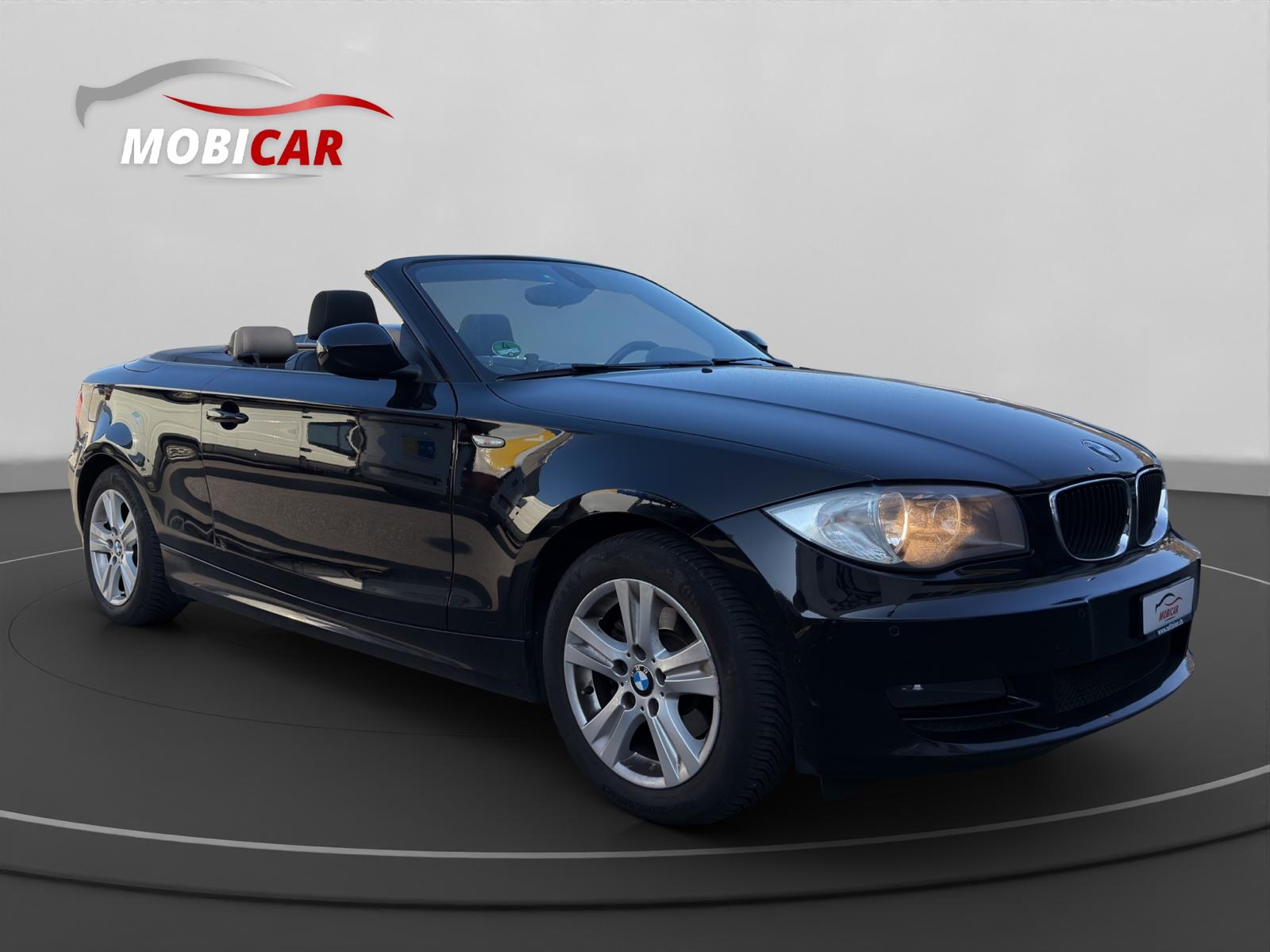 BMW 118i Cabrio-image-6