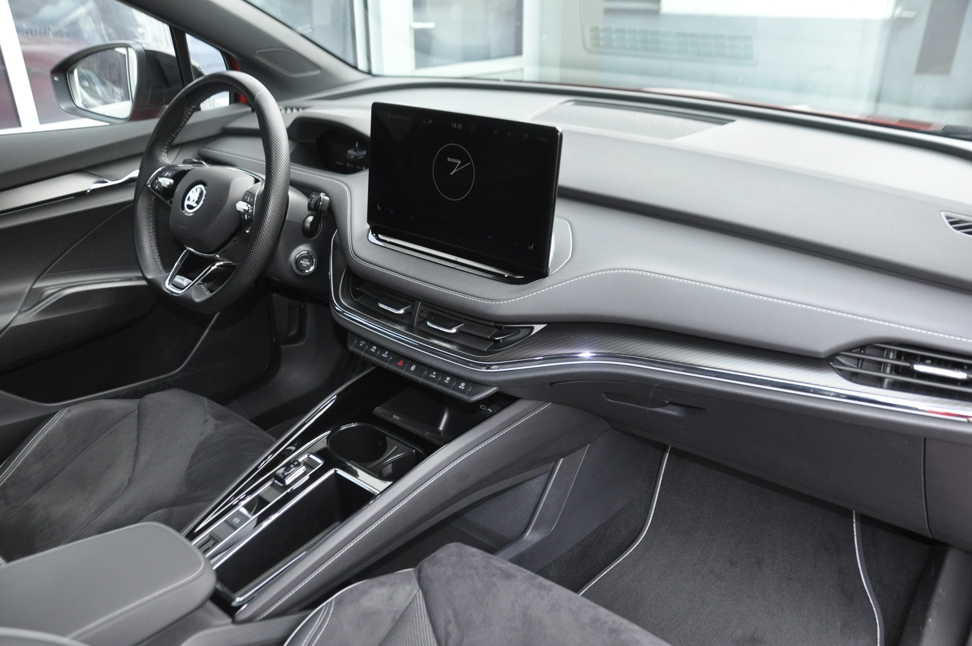 SKODA Enyaq iV 80x SportLine I Anhängerkupplung-image-6