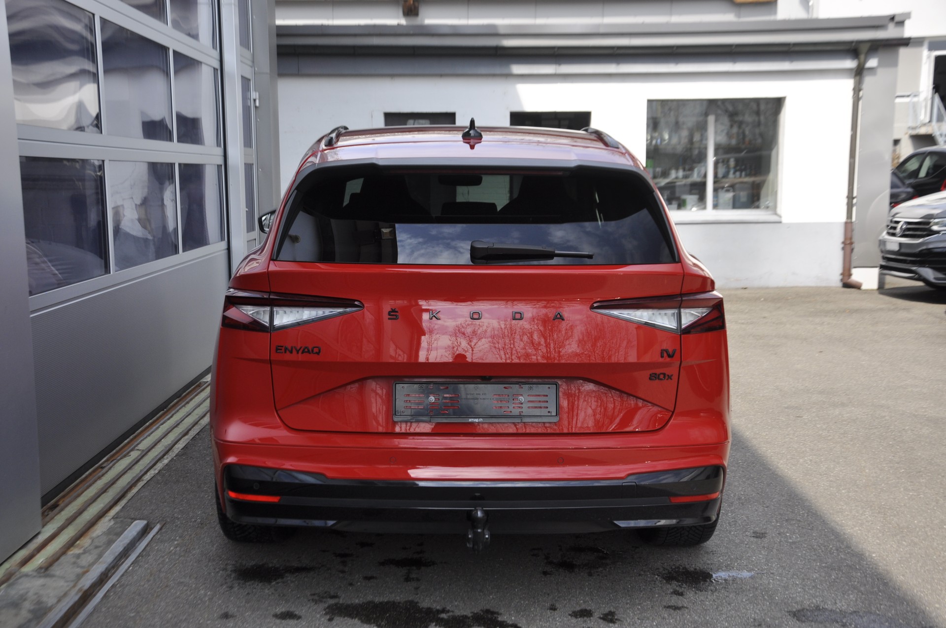 SKODA Enyaq iV 80x SportLine I Anhängerkupplung-image-12