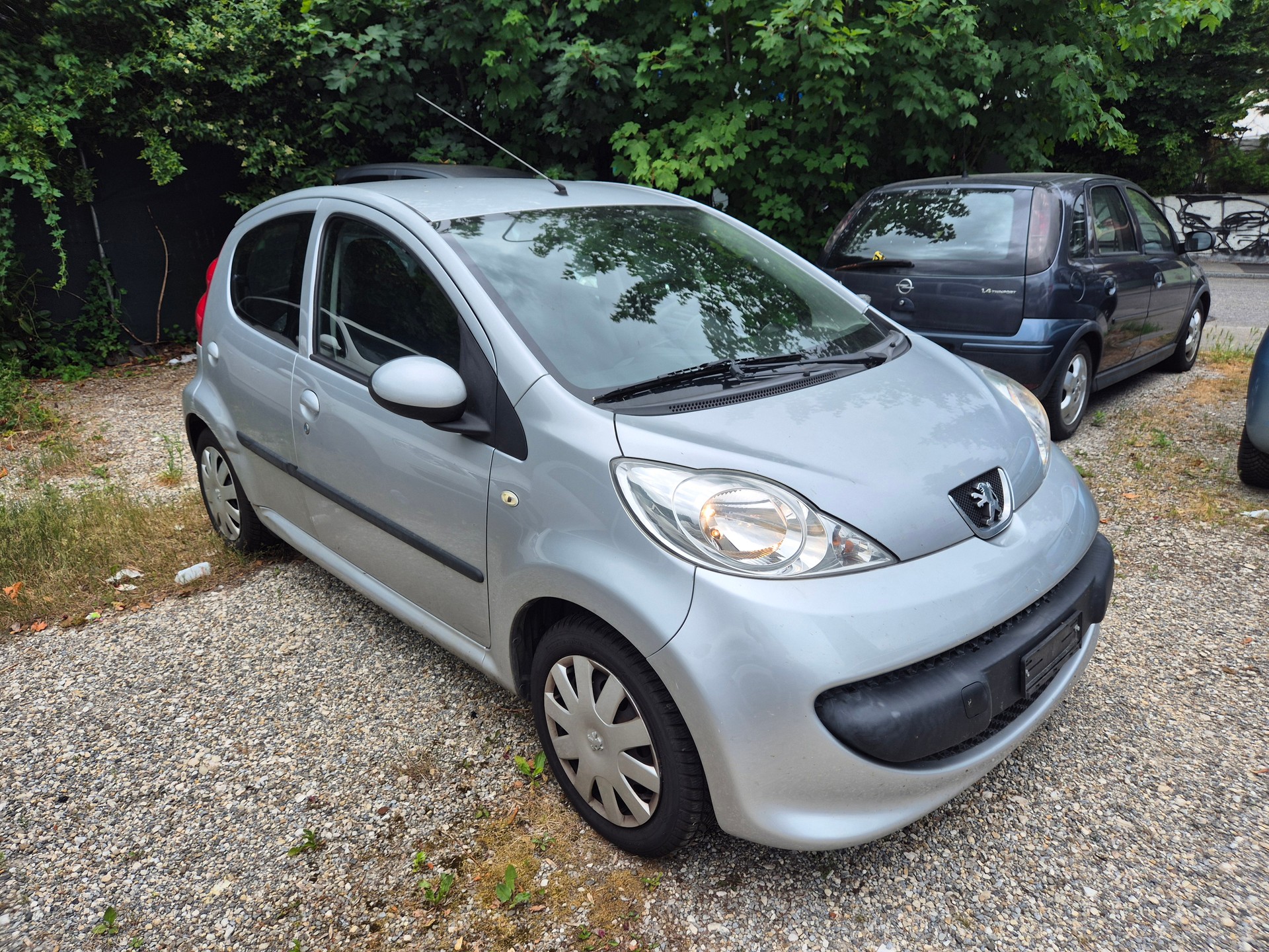 PEUGEOT 107 1.0 Trendy-image-2