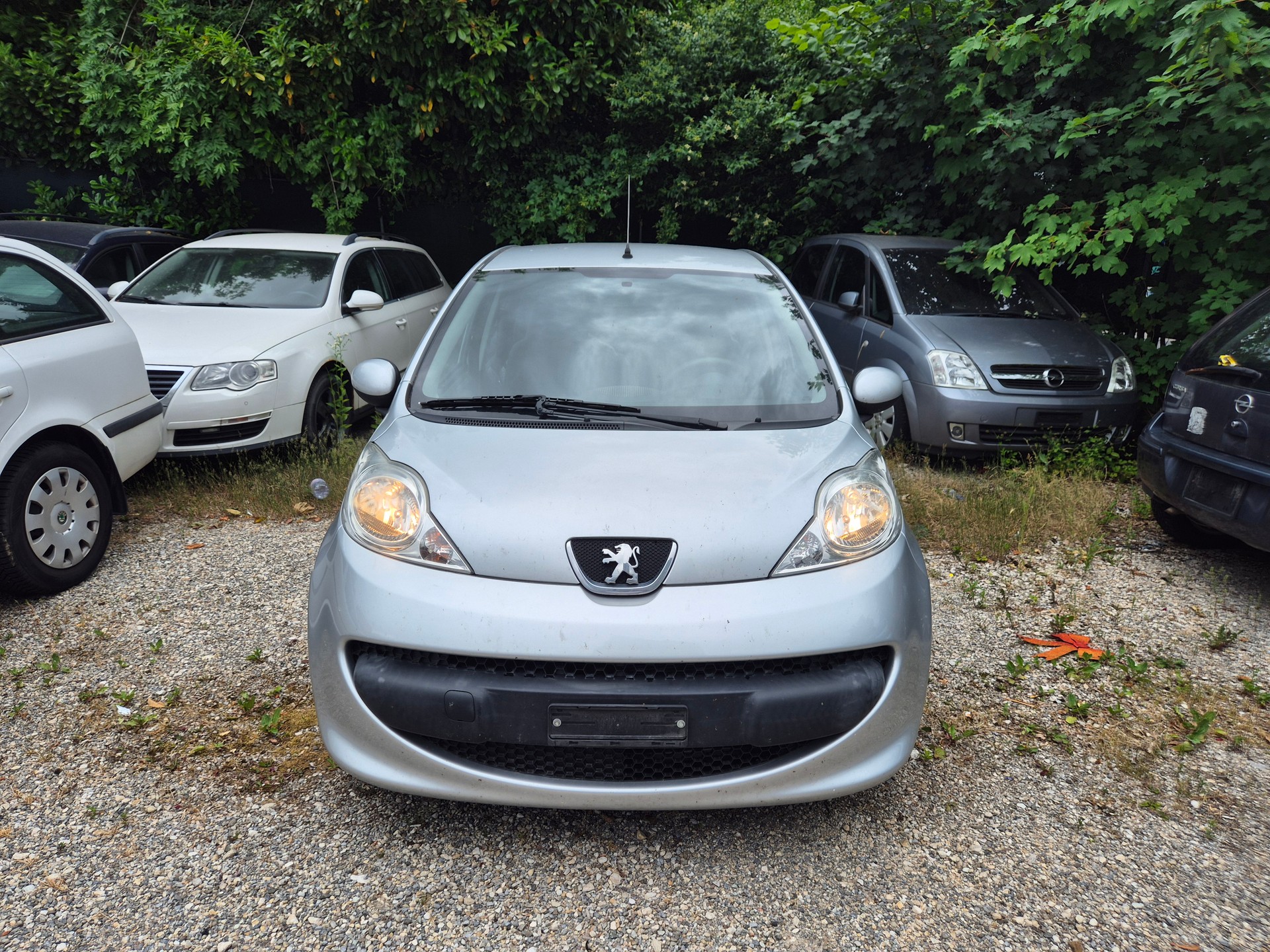 PEUGEOT 107 1.0 Trendy-image-0