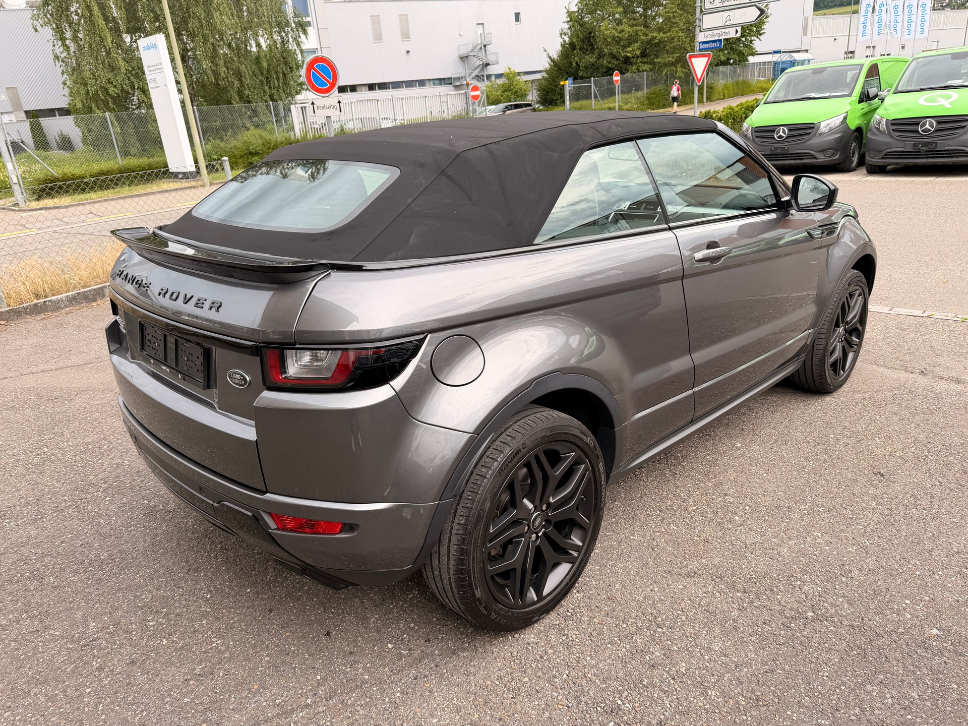 LAND ROVER Range Rover Evoque Convert. 2.0Si4 HSE Dynamic AT9-image-4