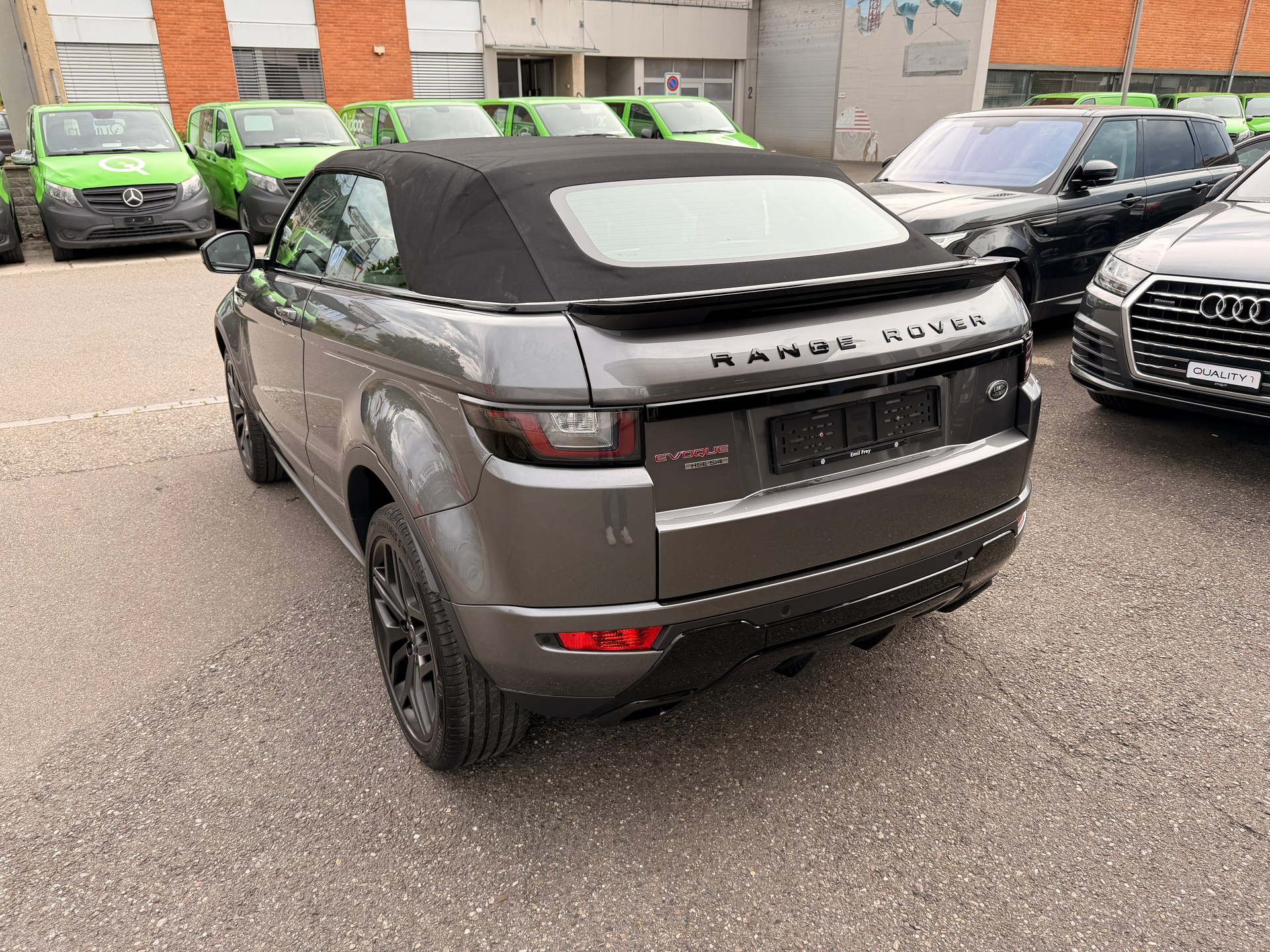 LAND ROVER Range Rover Evoque Convert. 2.0Si4 HSE Dynamic AT9-image-3