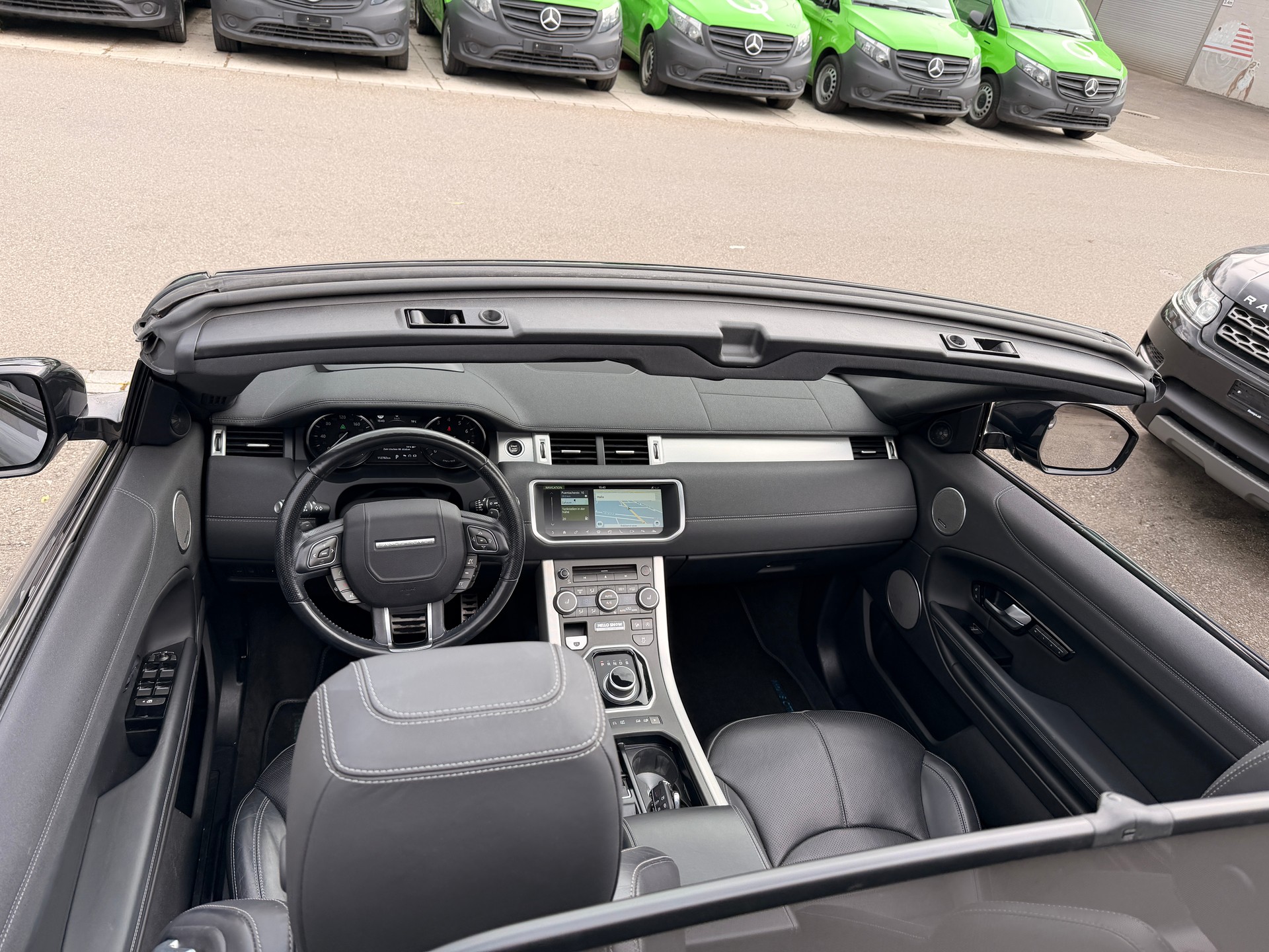 LAND ROVER Range Rover Evoque Convert. 2.0Si4 HSE Dynamic AT9-image-12