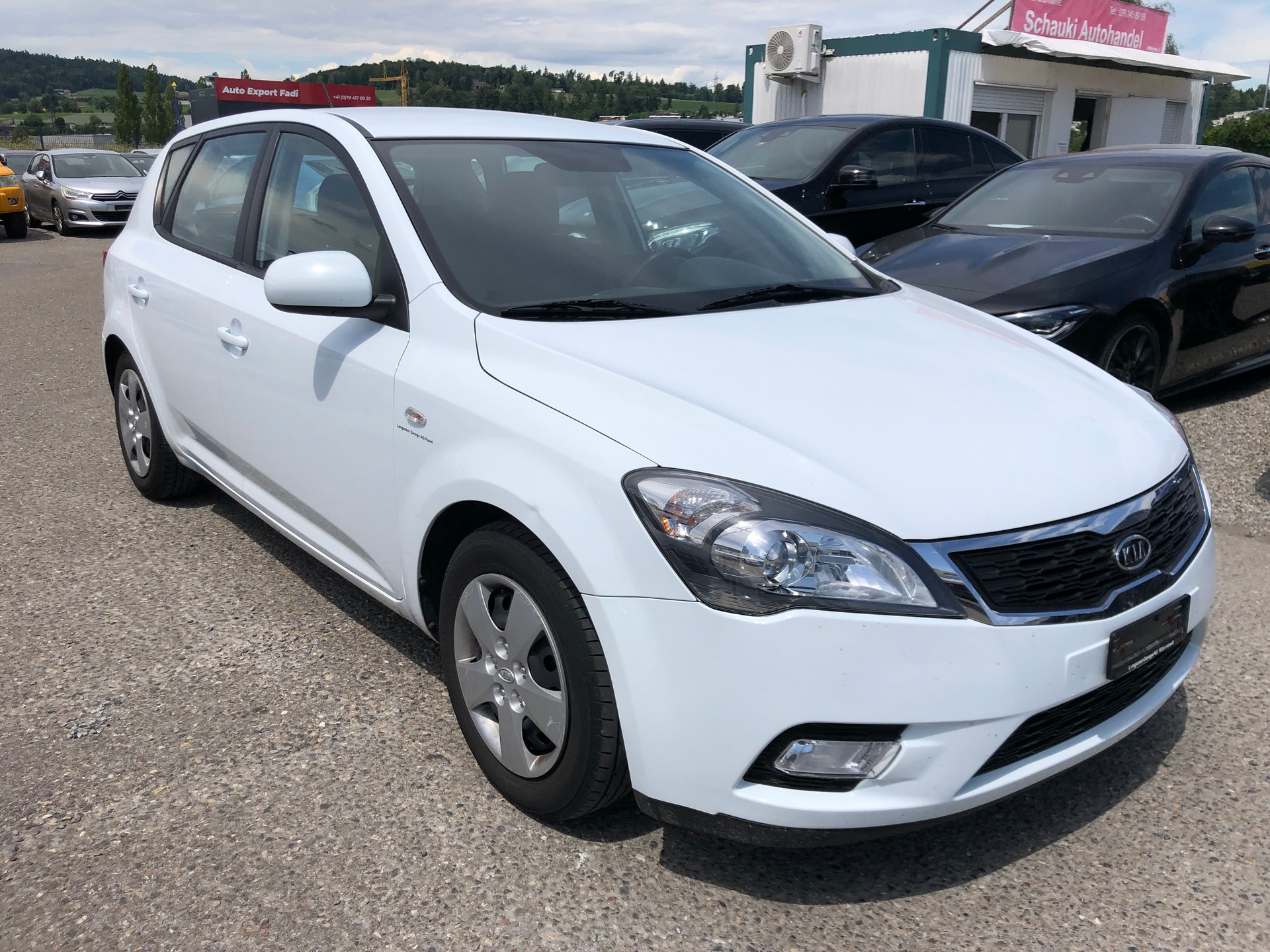 KIA Cee'd 1.4 16V _seven-showroom-element-2
