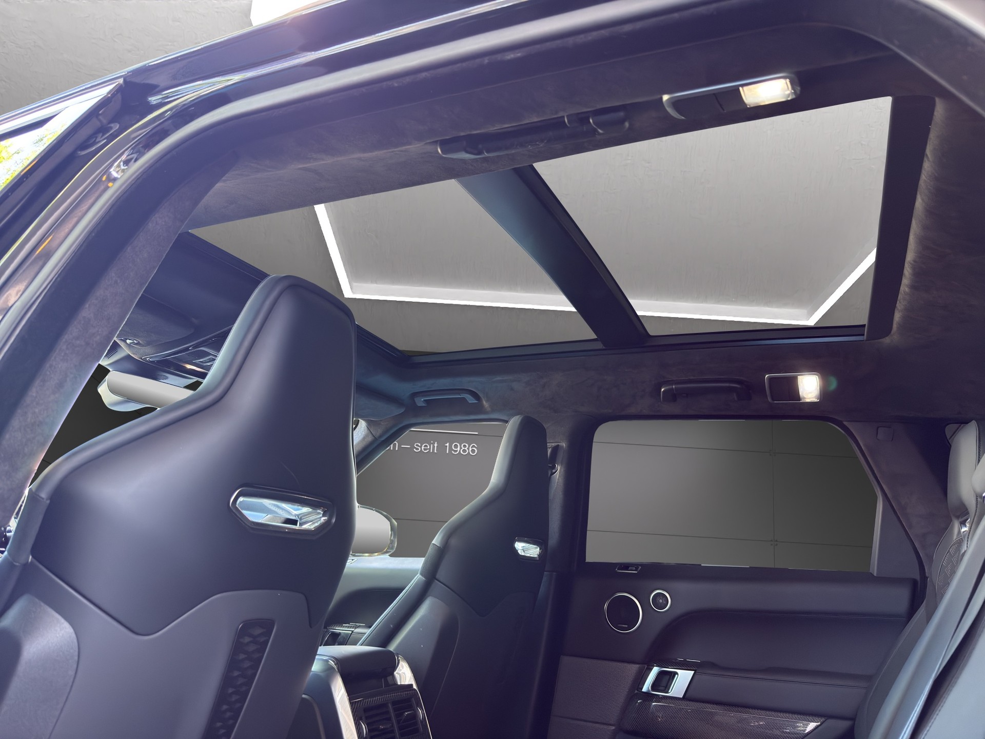 LAND ROVER Range Rover Sport 575 5.0 V8 S/C SVR Automatic-image-7