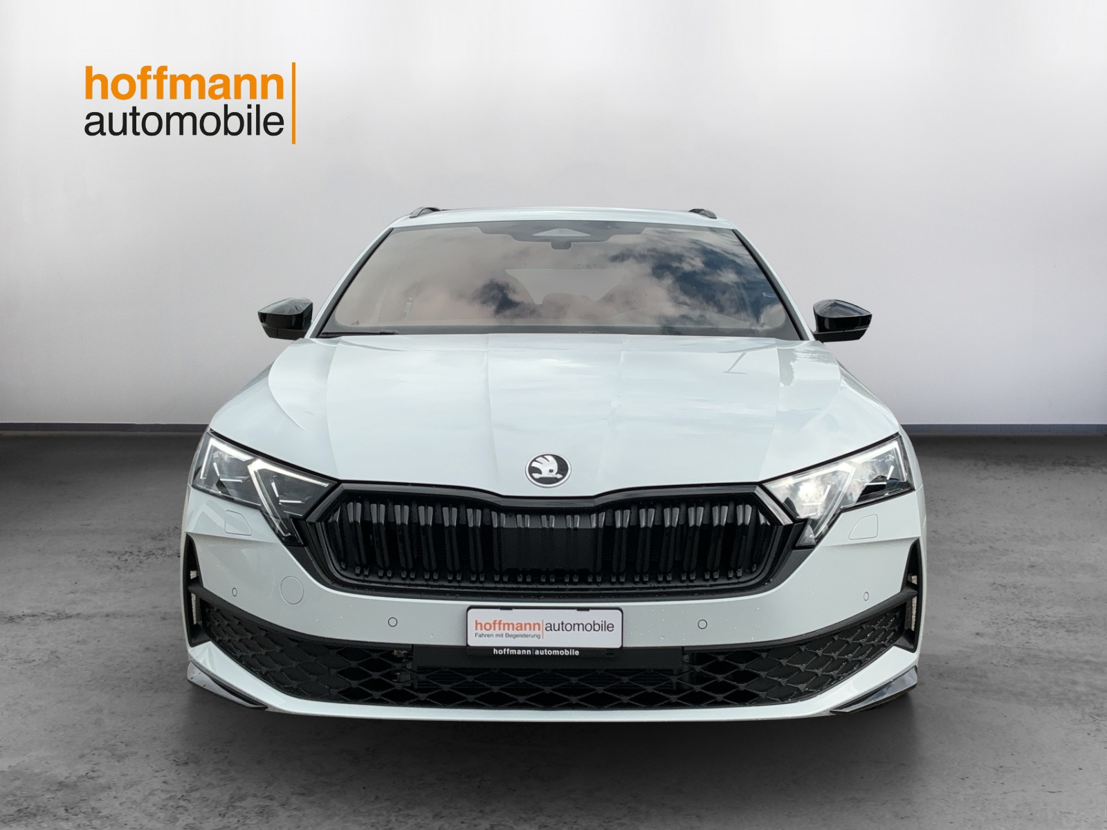 SKODA Octavia Combi 2.0 TSI DSG Dynamic 4x4-image-1