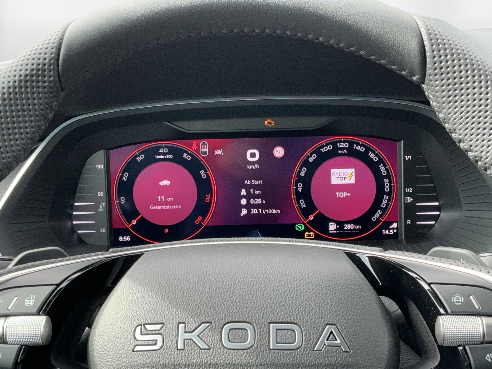 SKODA Octavia Combi 2.0 TSI DSG Dynamic 4x4-image-7