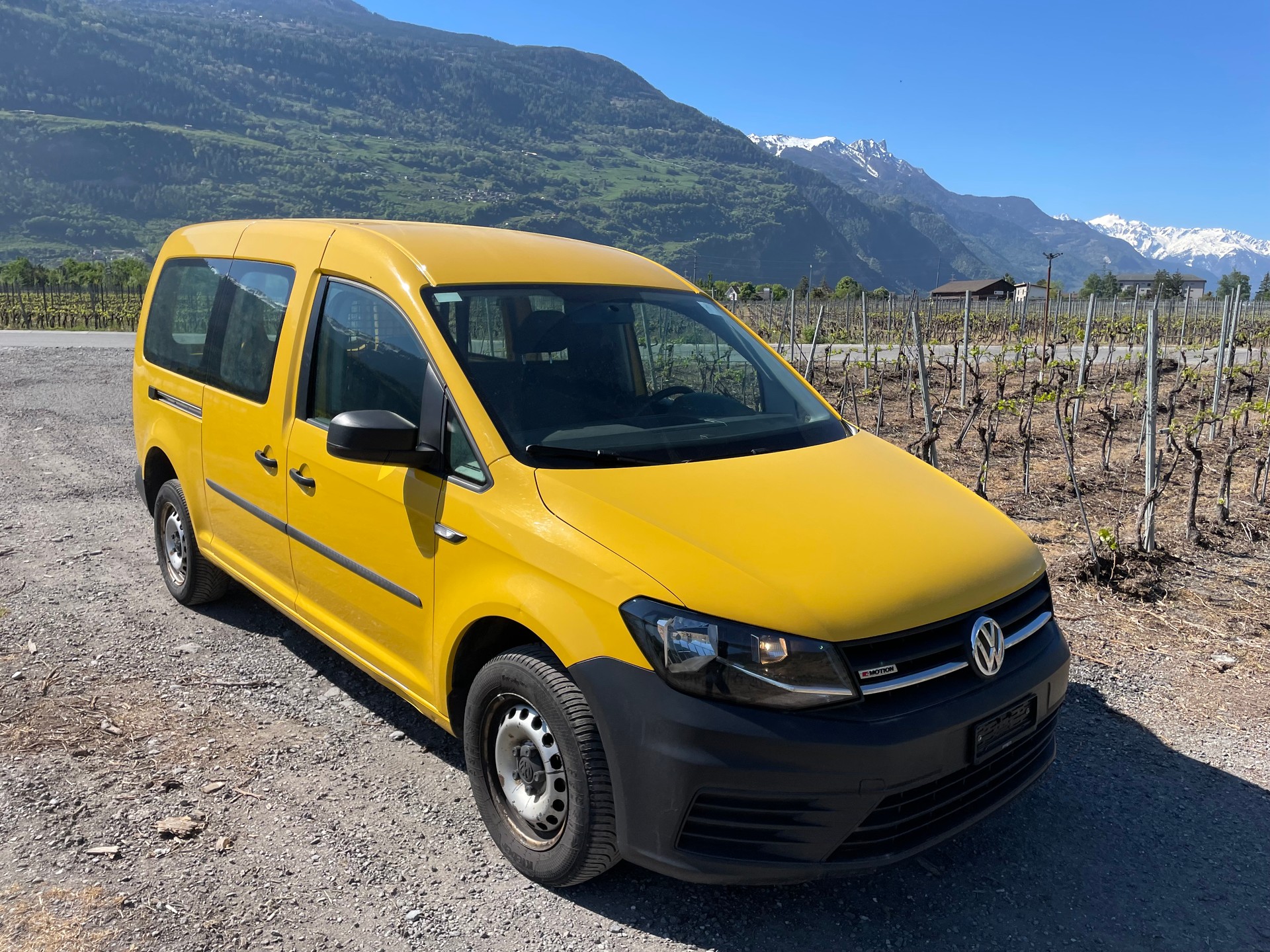 VW Caddy Maxi 2.0TDI 4Motion BlueMotion Technology-image-2