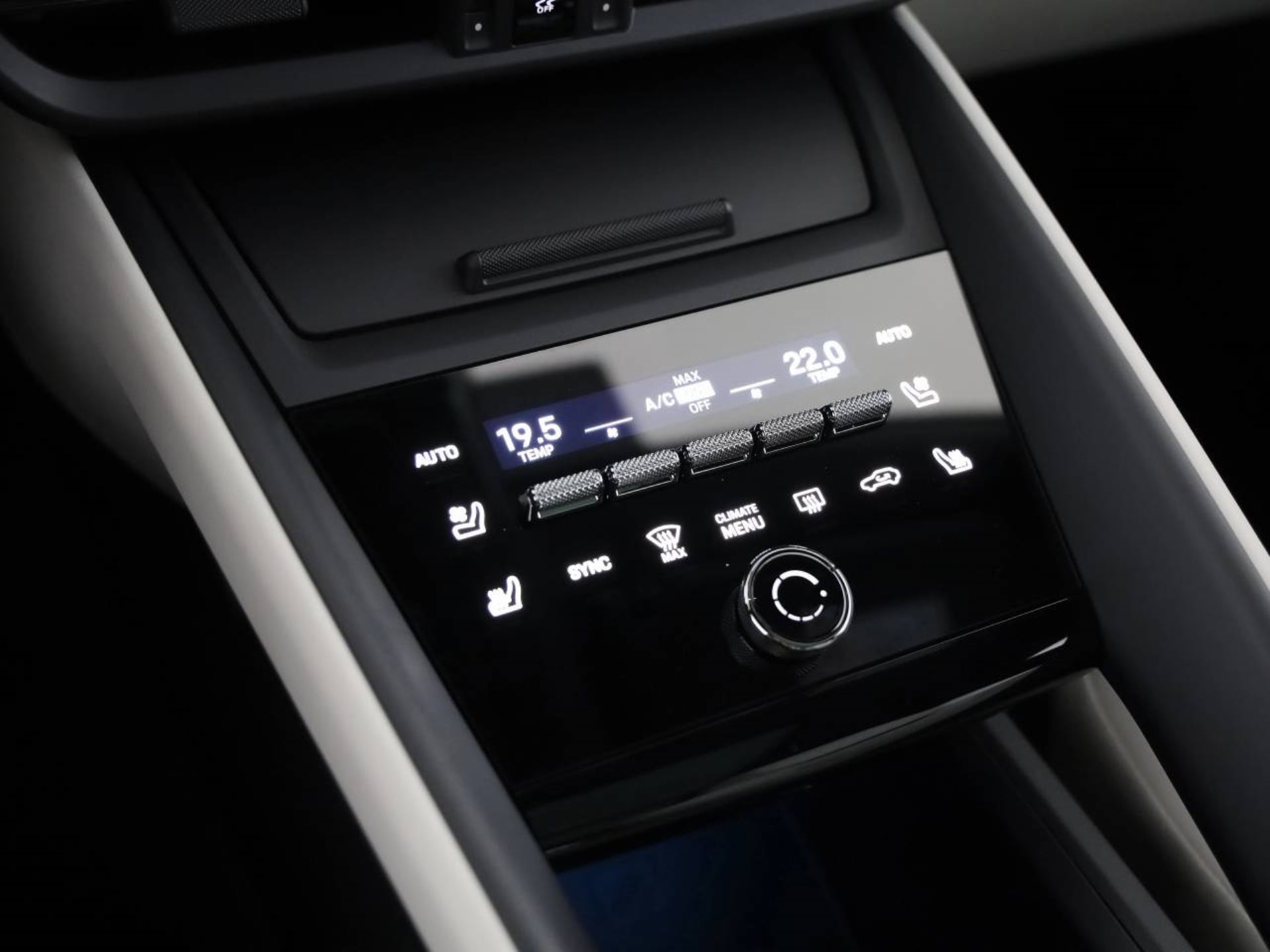 PORSCHE Macan 4-image-18