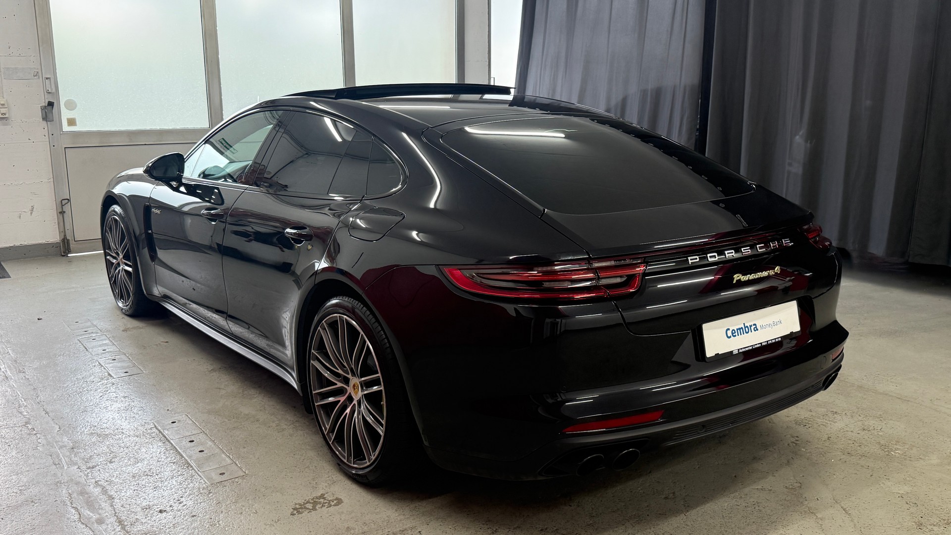 PORSCHE Panamera 4 E-Hybrid PDK, frisch ab MFK 1 Jahre oder 20000km Garantie, CH Fahrzeug mit voller Ausstattung-image-8