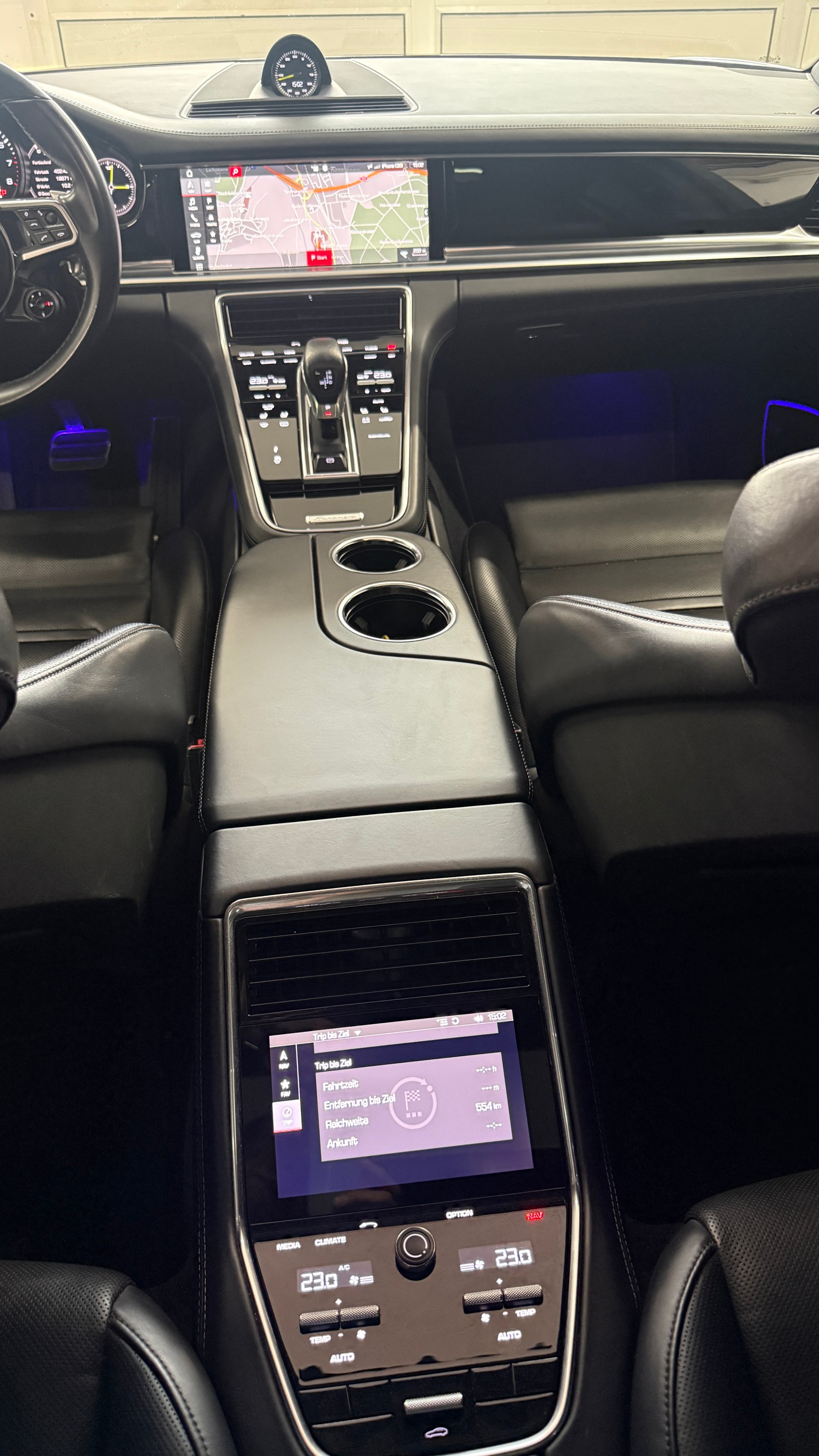 PORSCHE Panamera 4 E-Hybrid PDK, frisch ab MFK 1 Jahre oder 20000km Garantie, CH Fahrzeug mit voller Ausstattung-image-19