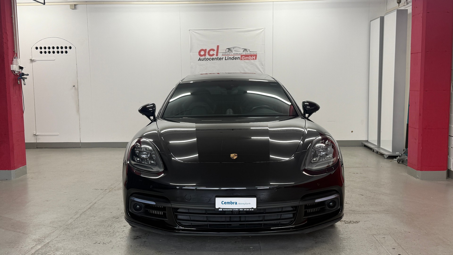PORSCHE Panamera 4 E-Hybrid PDK, frisch ab MFK 1 Jahre oder 20000km Garantie, CH Fahrzeug mit voller Ausstattung-showroom-element-1