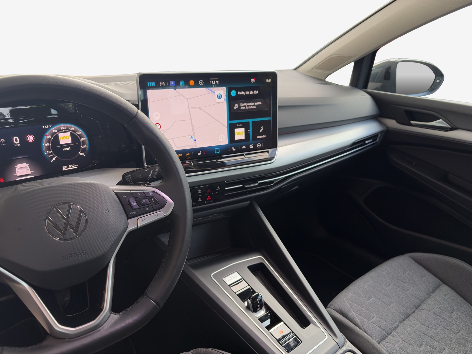 VW Golf 1.5 e TSI mHEV Life DSG-image-10