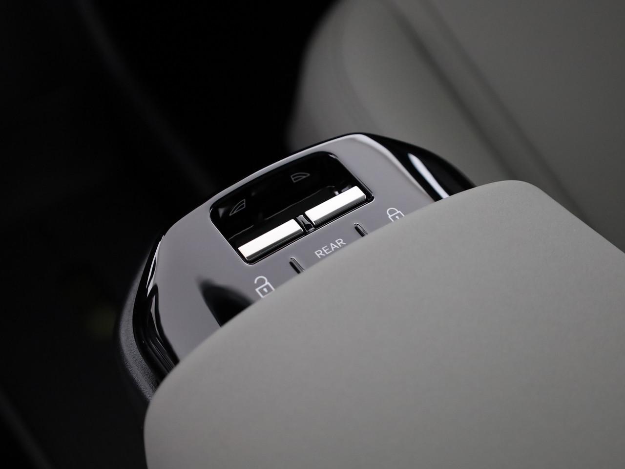 VOLVO EX30 CC P8 Ultra AWD-image-20